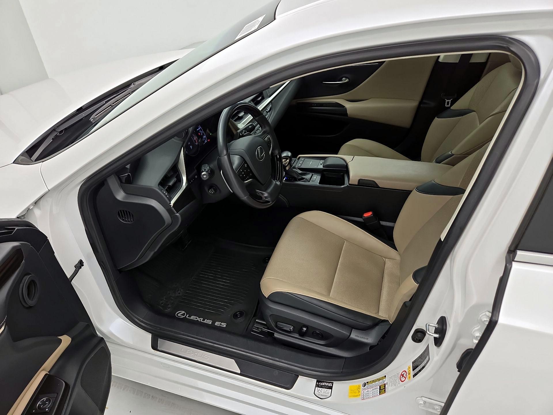Thumbnail: 2019 Lexus ES - 9