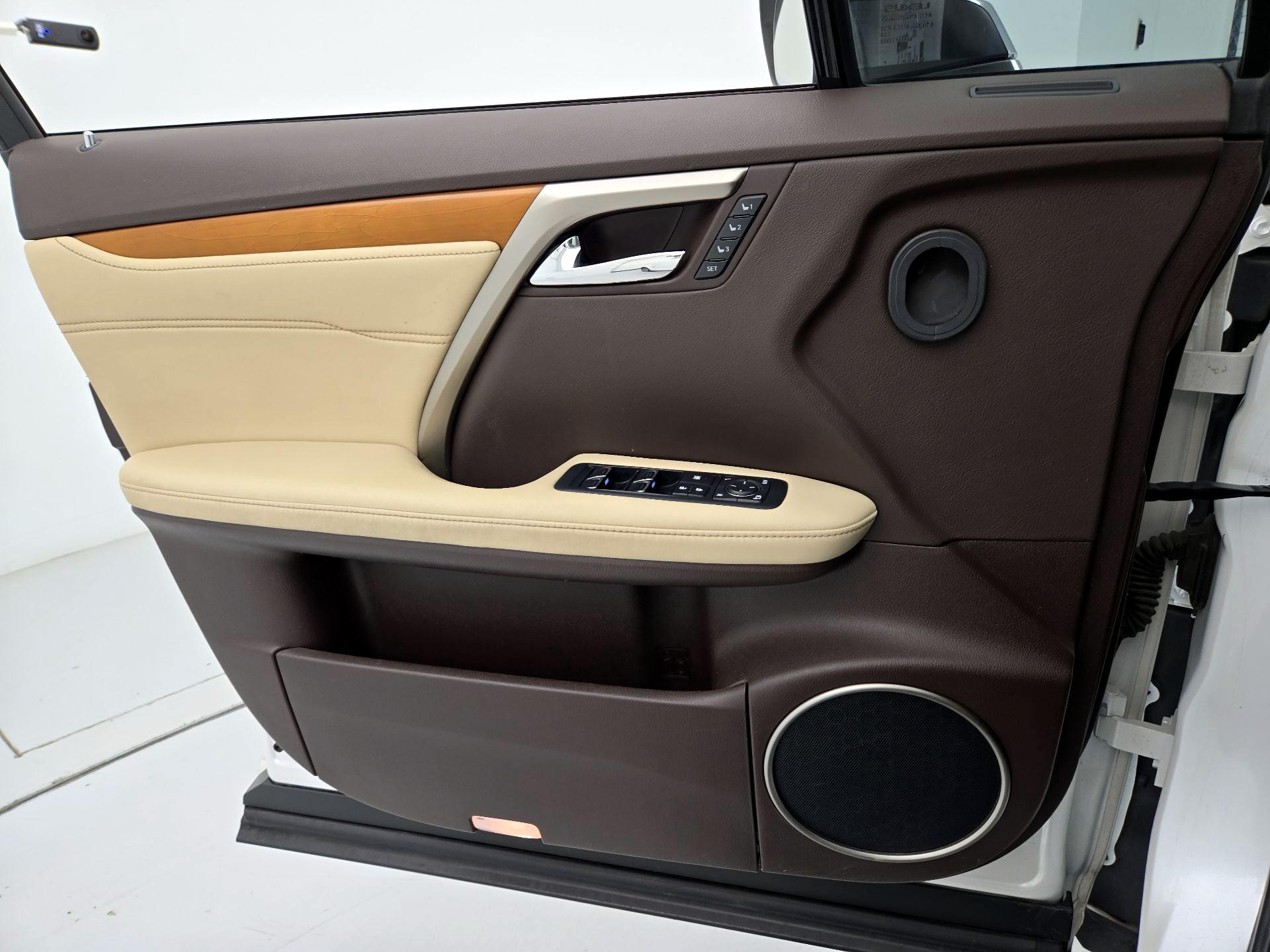 Thumbnail: 2016 Lexus RX - 12