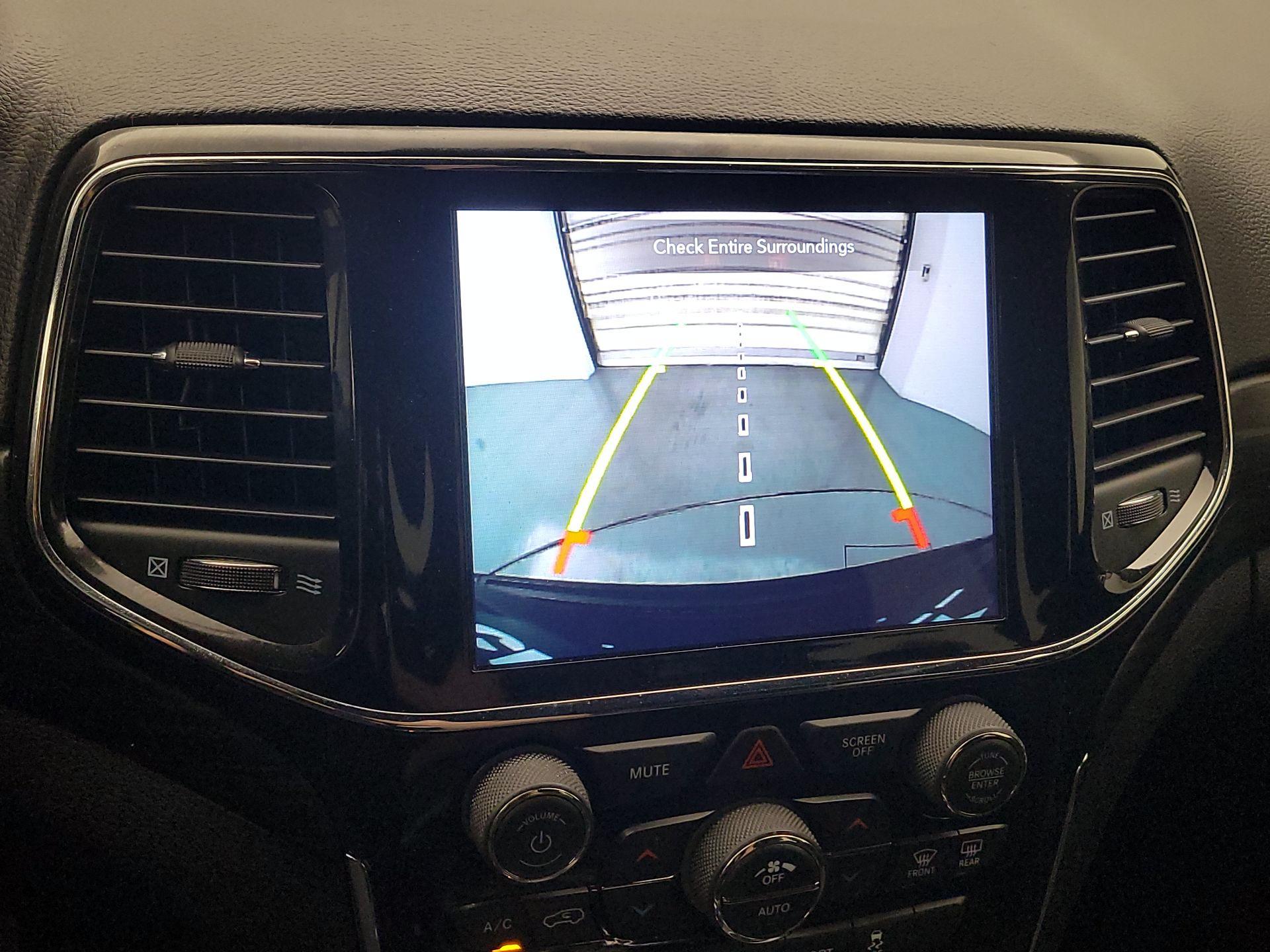 Thumbnail: 2021 Jeep Grand Cherokee - 15