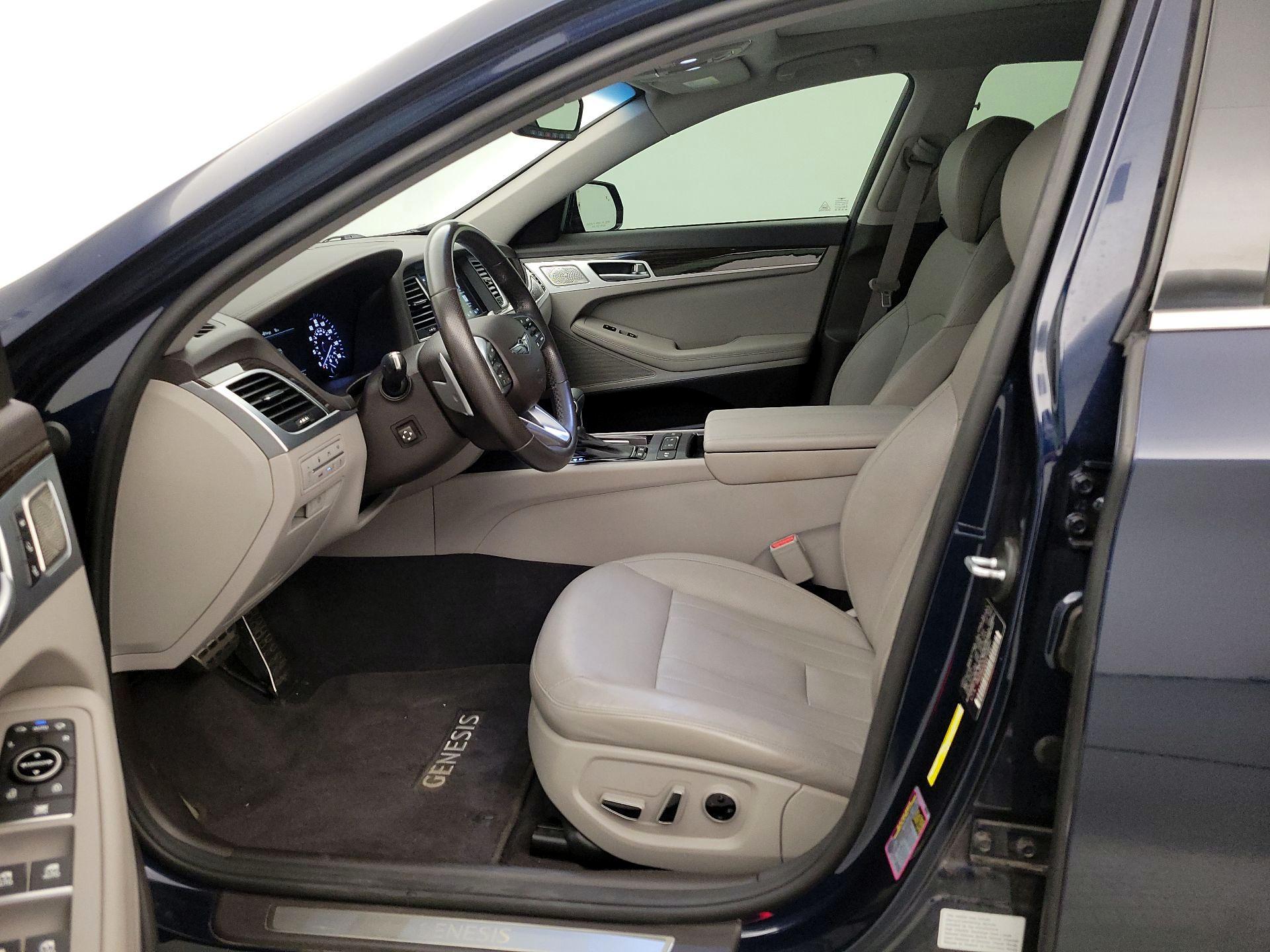 Thumbnail: 2020 Genesis G80 - 11