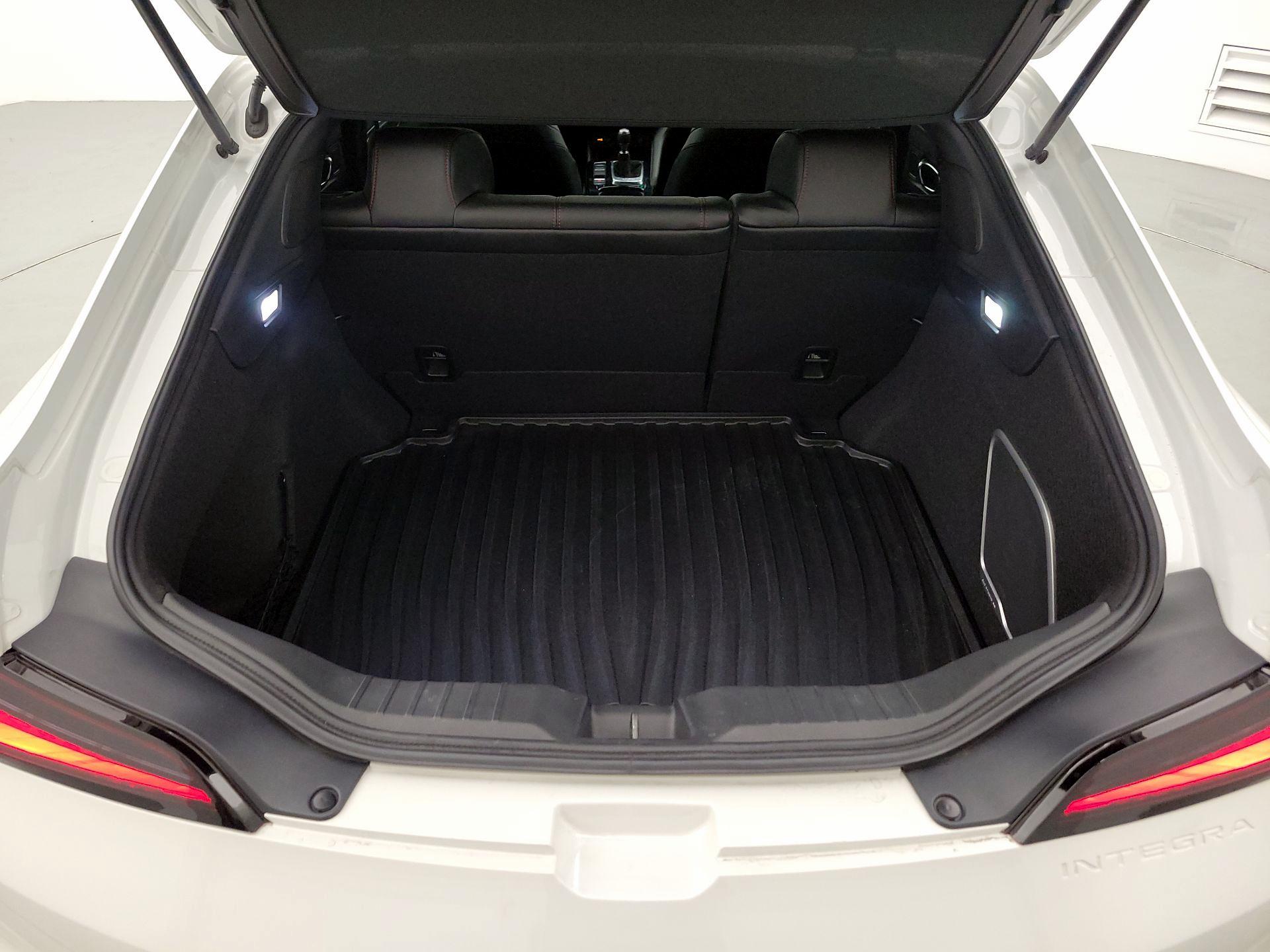 Thumbnail: 2025 Acura Integra - 20