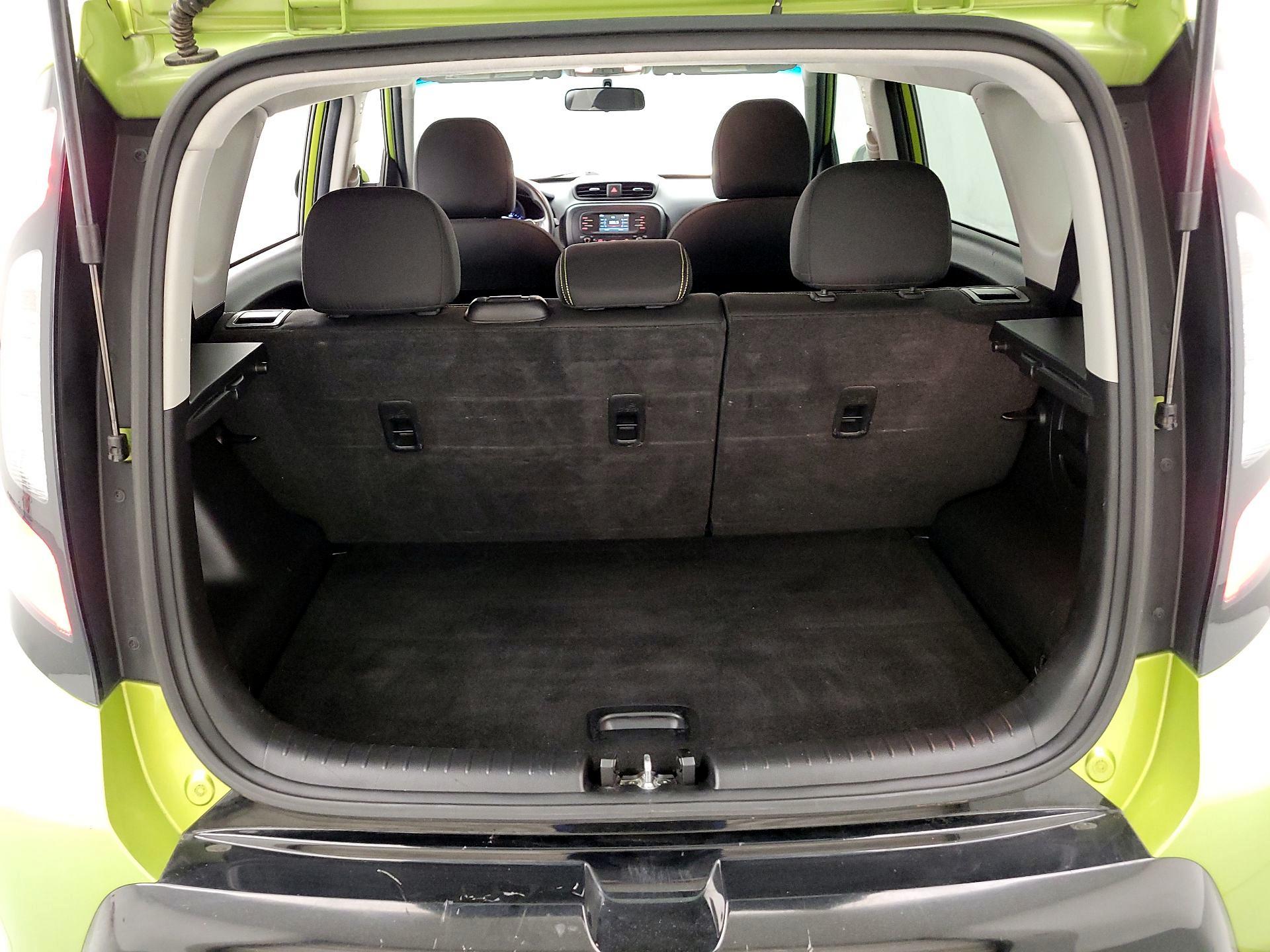 Thumbnail: 2016 Kia Soul - 20