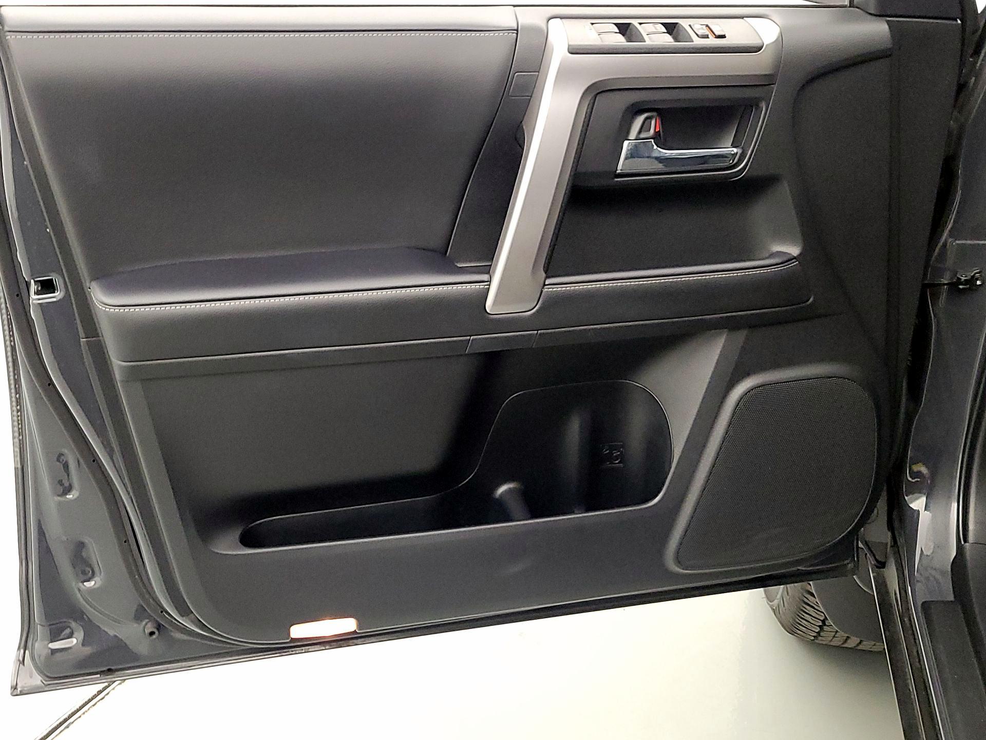 Thumbnail: 2024 Toyota 4Runner - 12