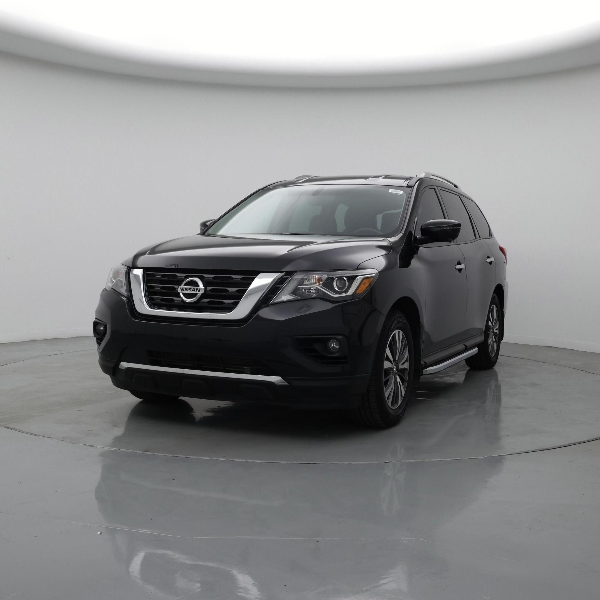 Thumbnail: 2017 Nissan Pathfinder - 4