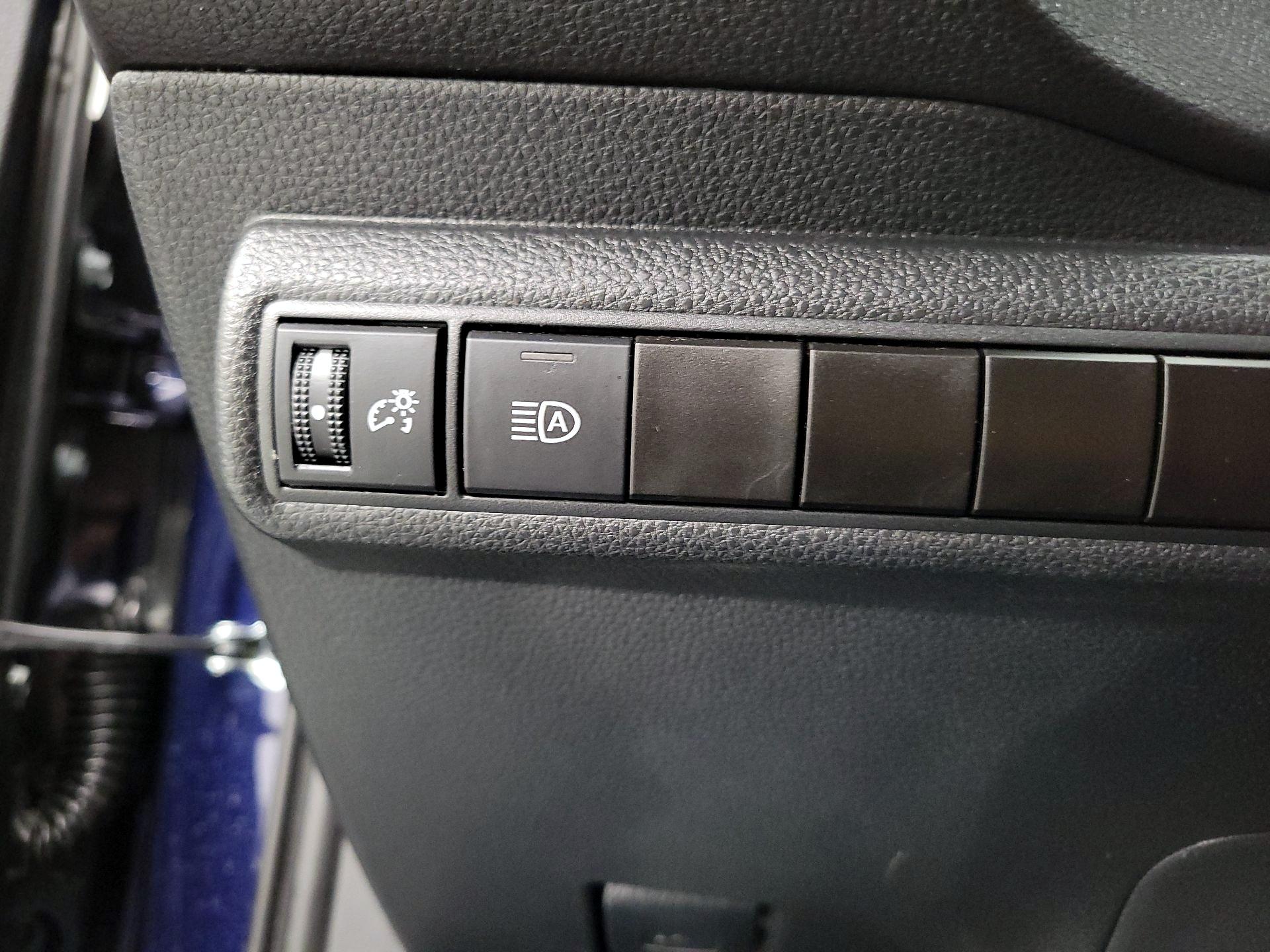 Thumbnail: 2024 Toyota Corolla - 13