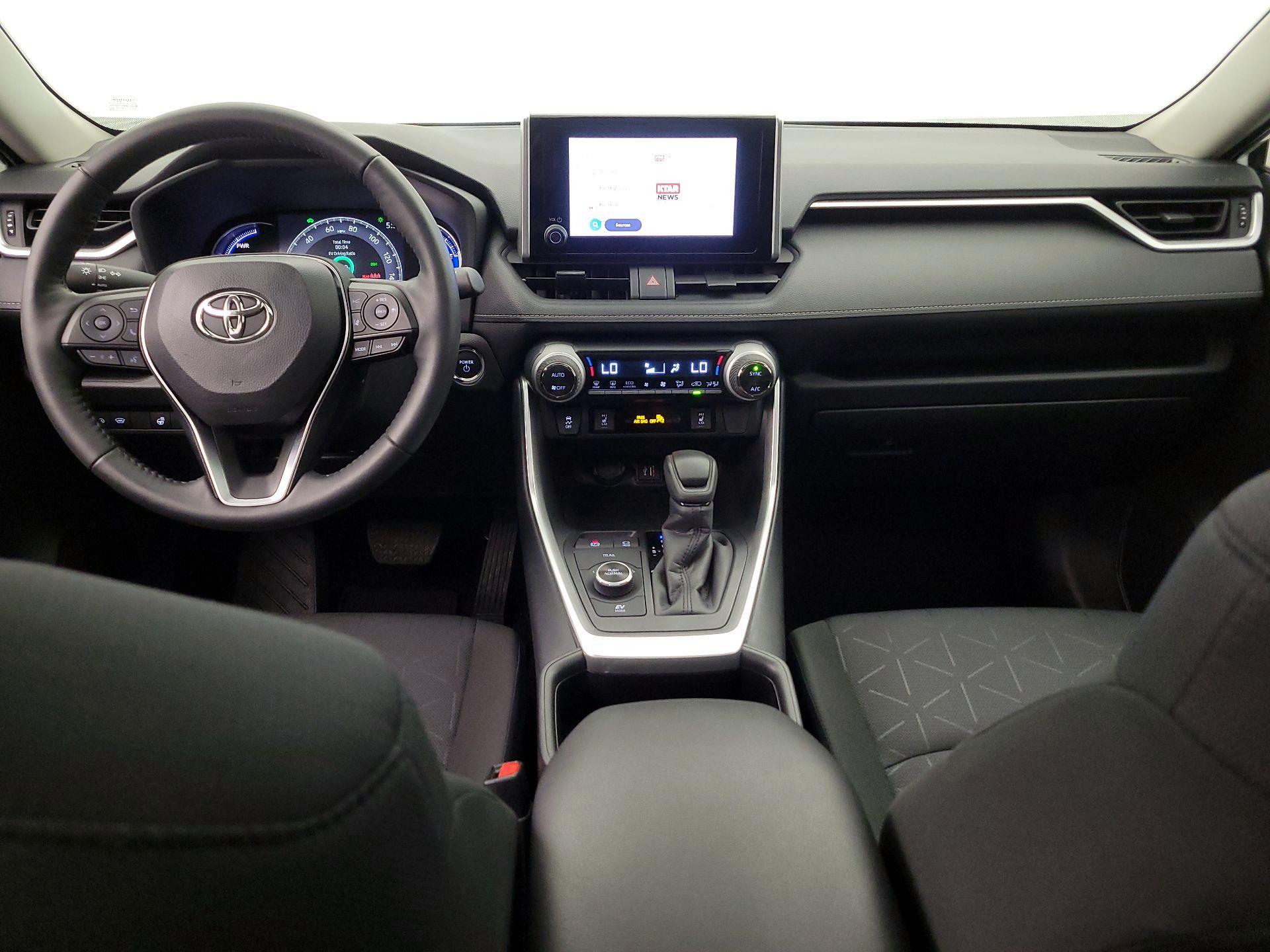 Thumbnail: 2025 Toyota RAV4 - 9