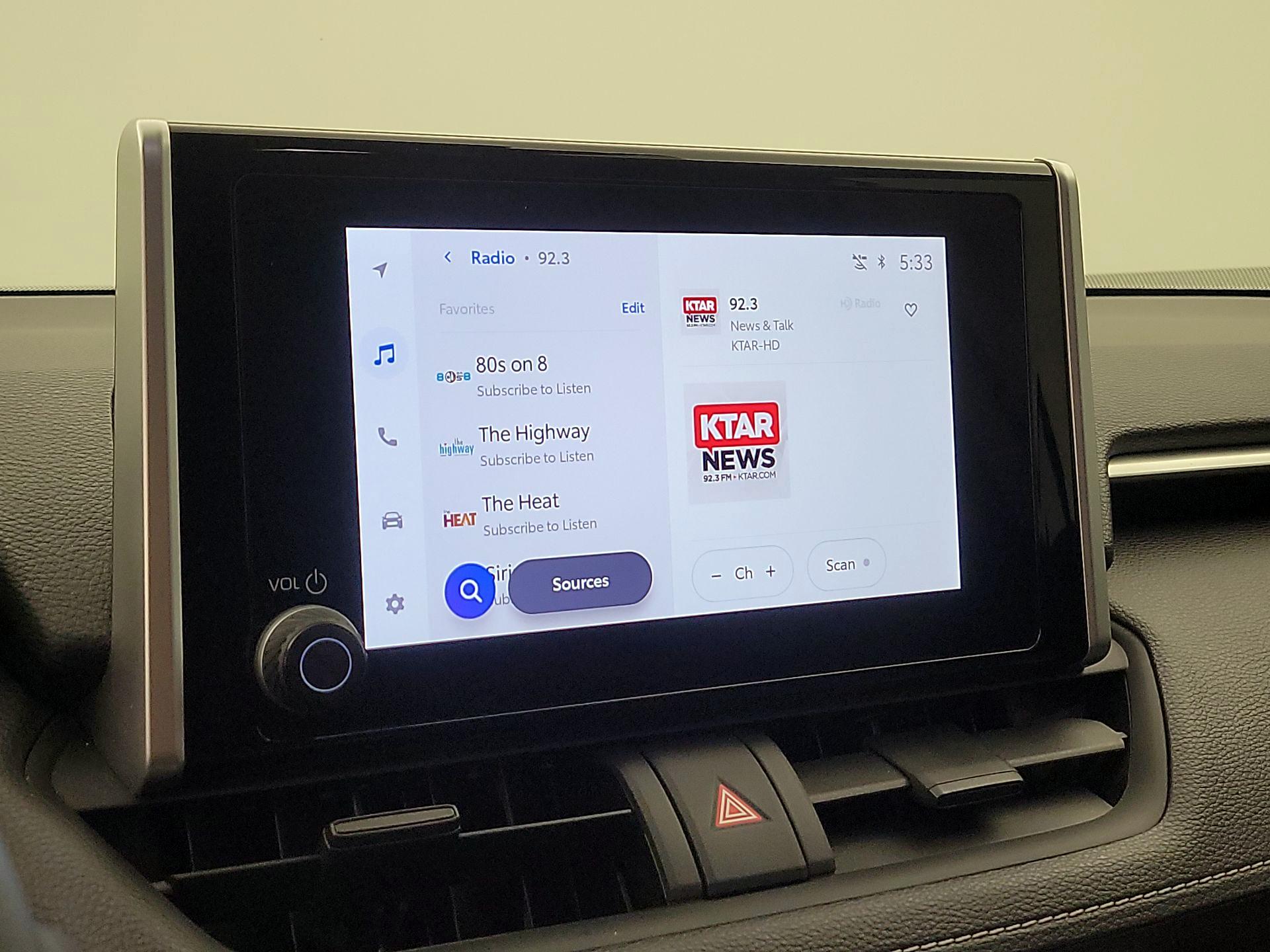 Thumbnail: 2025 Toyota RAV4 - 15