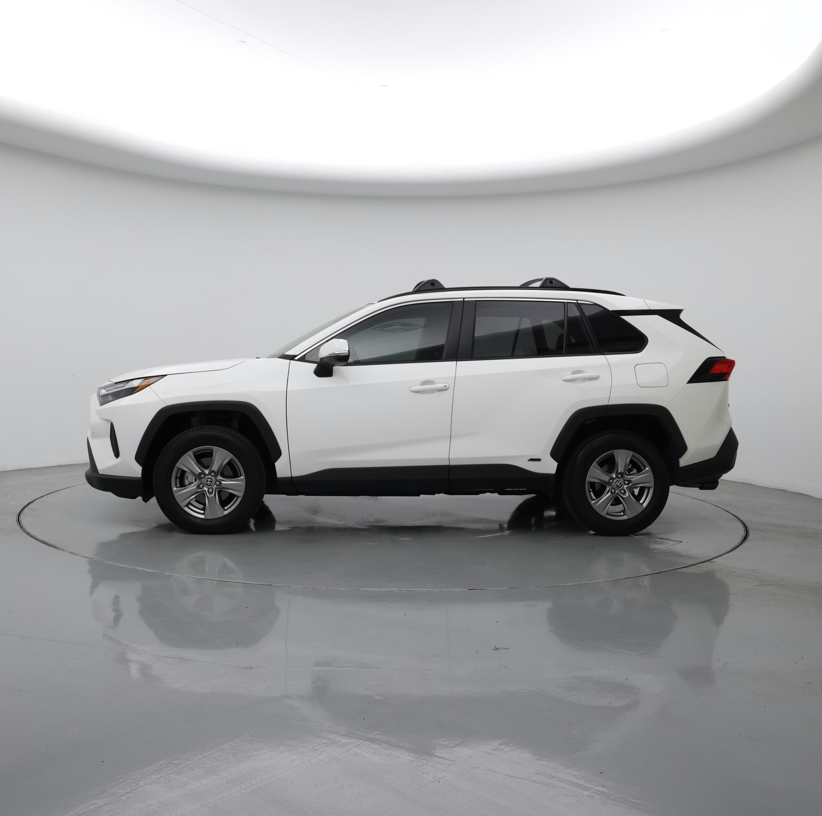 Thumbnail: 2025 Toyota RAV4 - 3