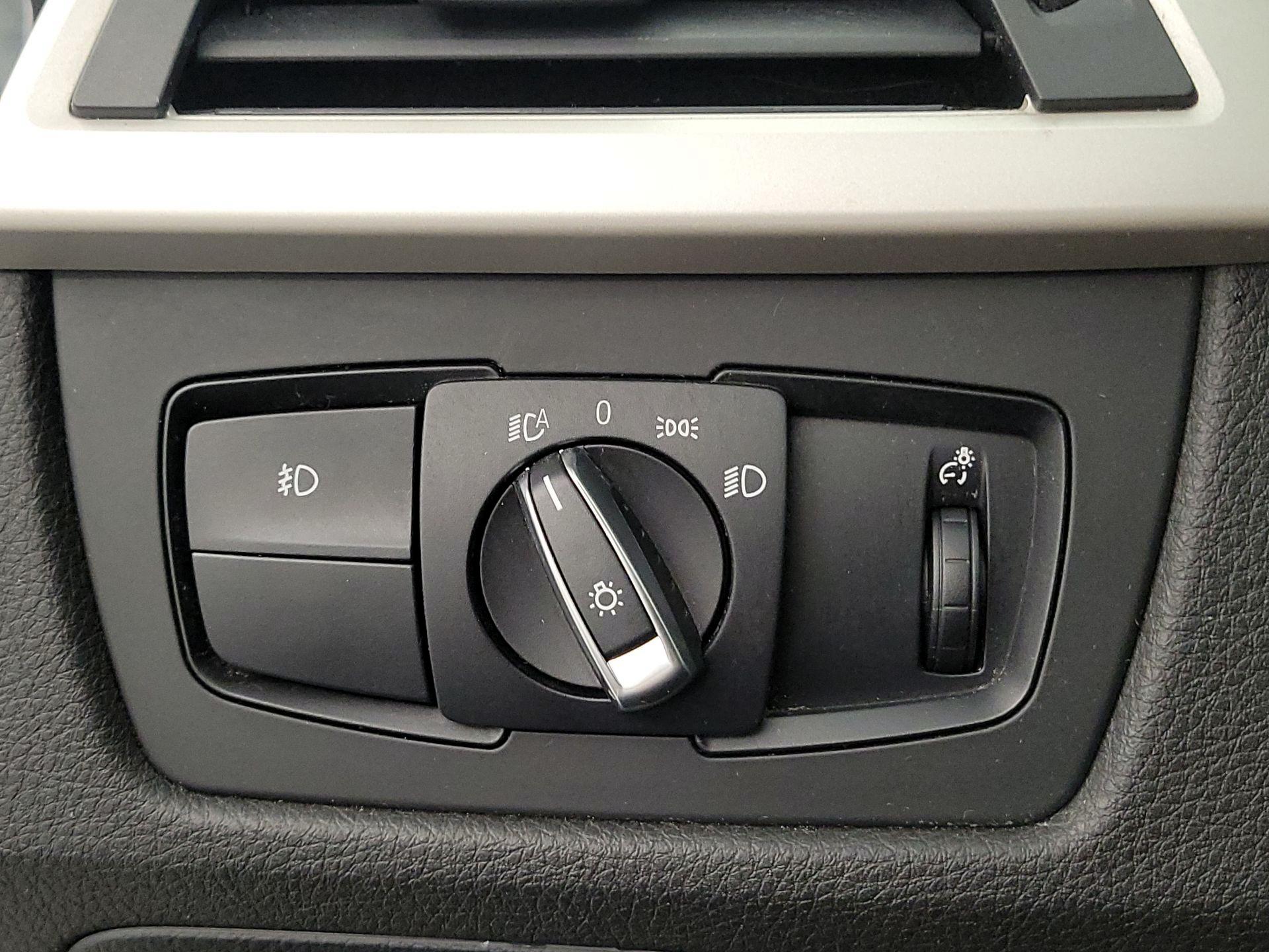 Thumbnail: 2015 BMW 3 Series - 13