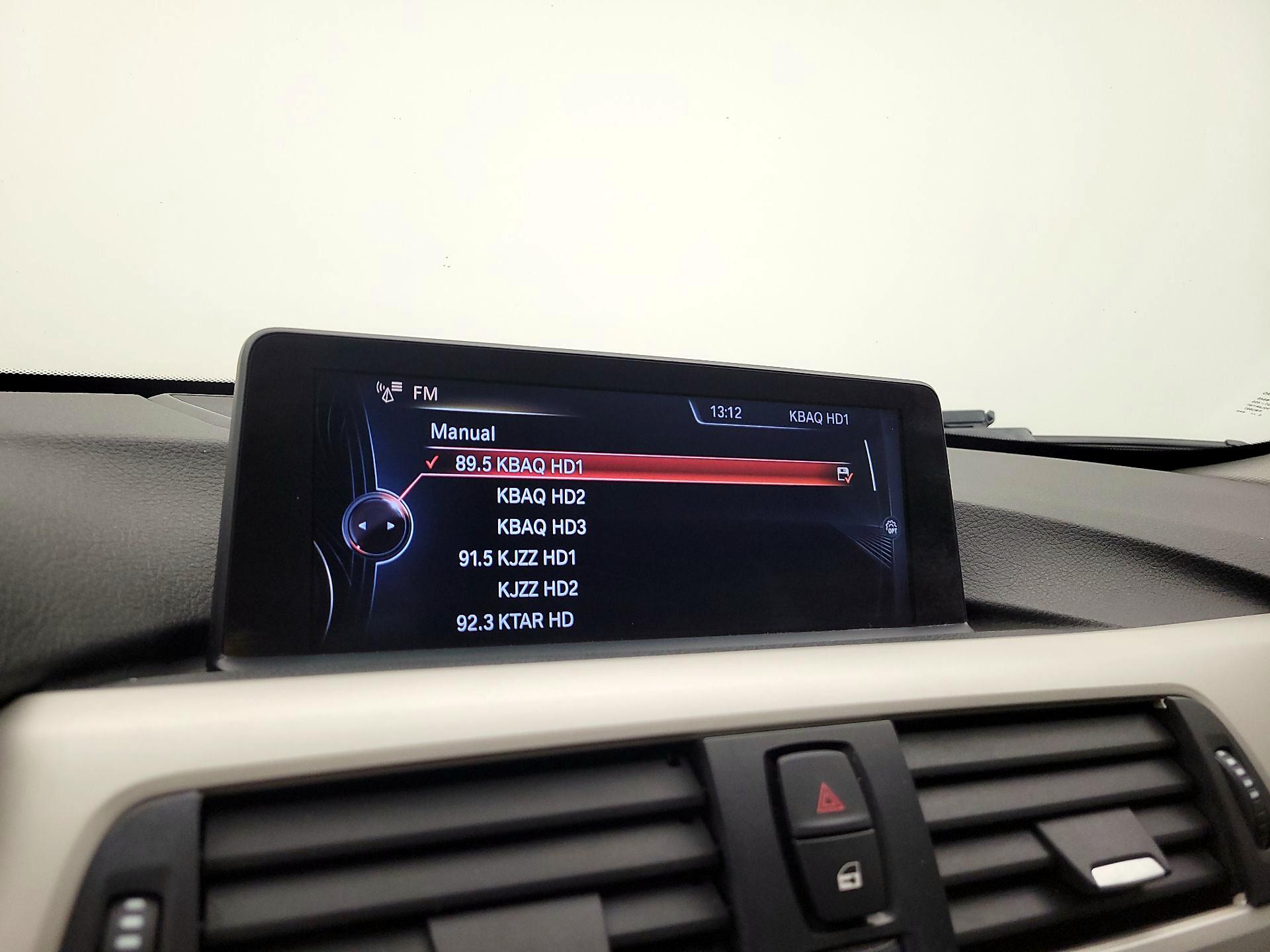 Thumbnail: 2015 BMW 3 Series - 16