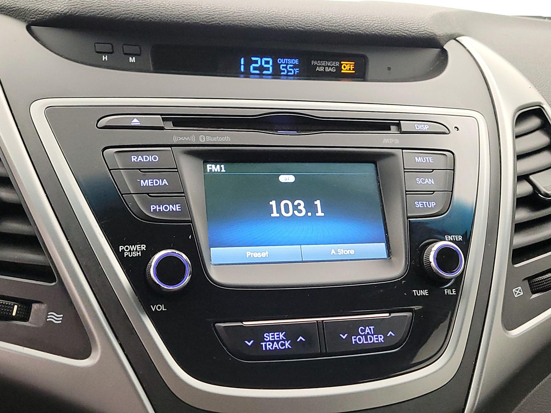 Thumbnail: 2016 Hyundai Elantra - 15