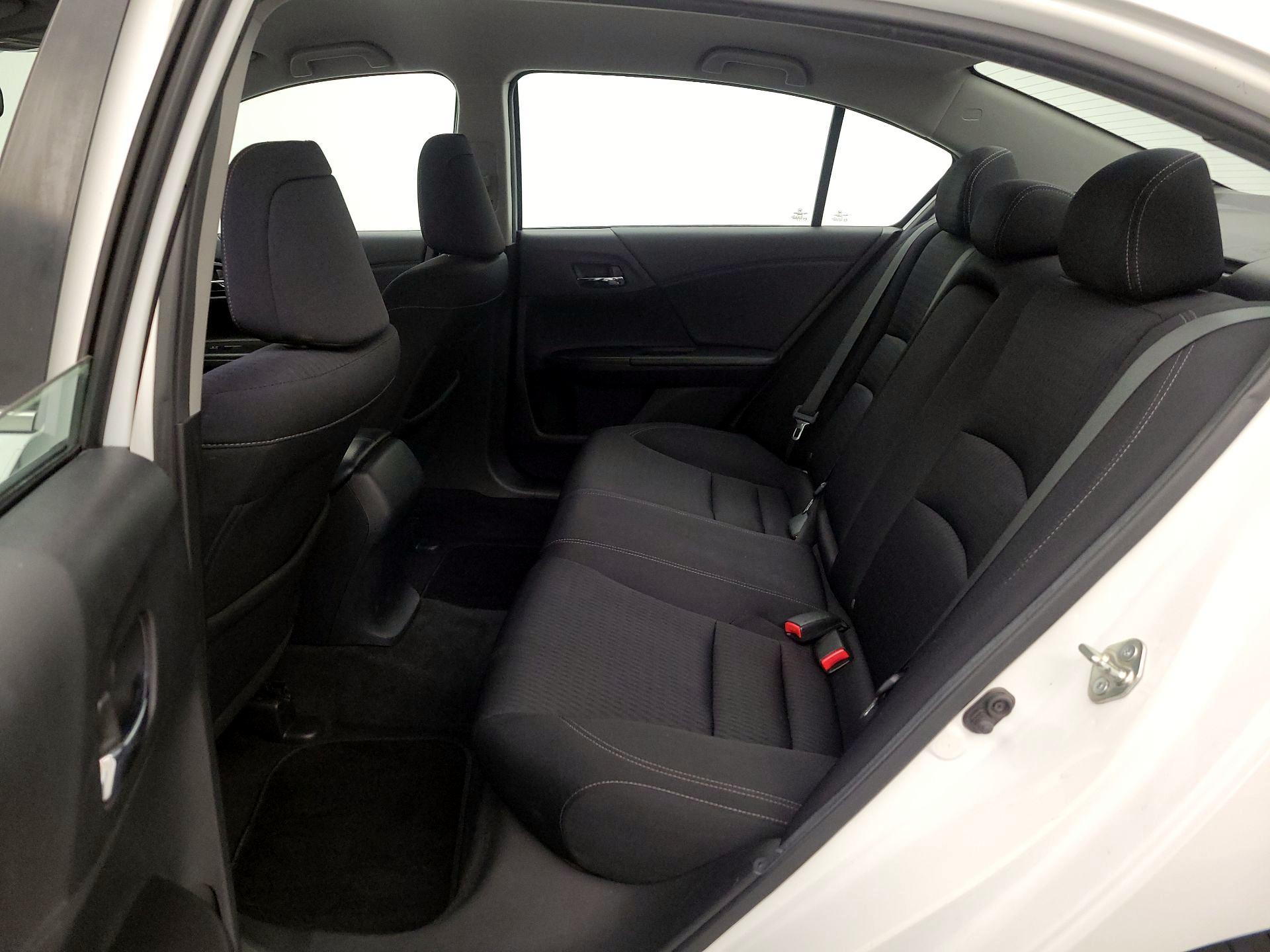 Thumbnail: 2015 Honda Accord - 19