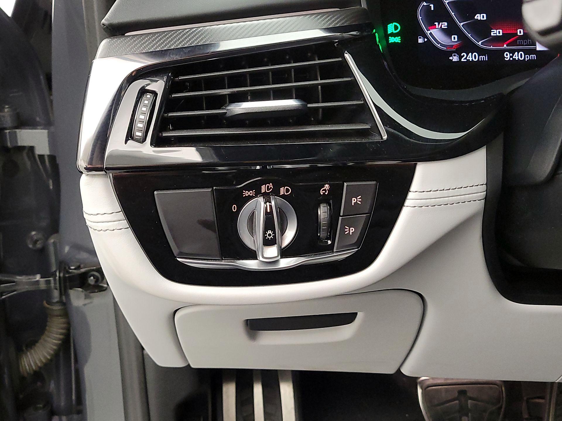 Thumbnail: 2021 BMW M5 - 13