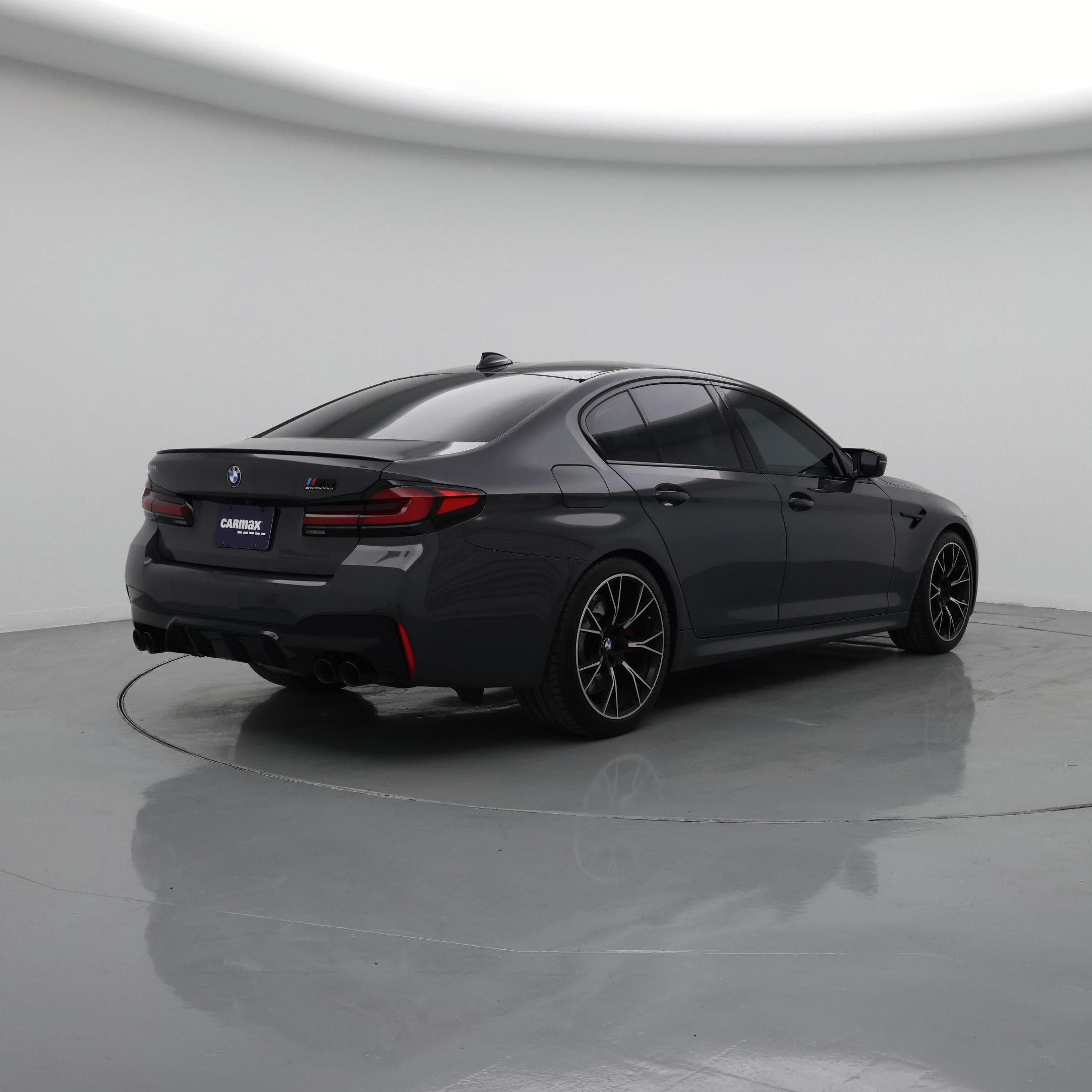 Thumbnail: 2021 BMW M5 - 8