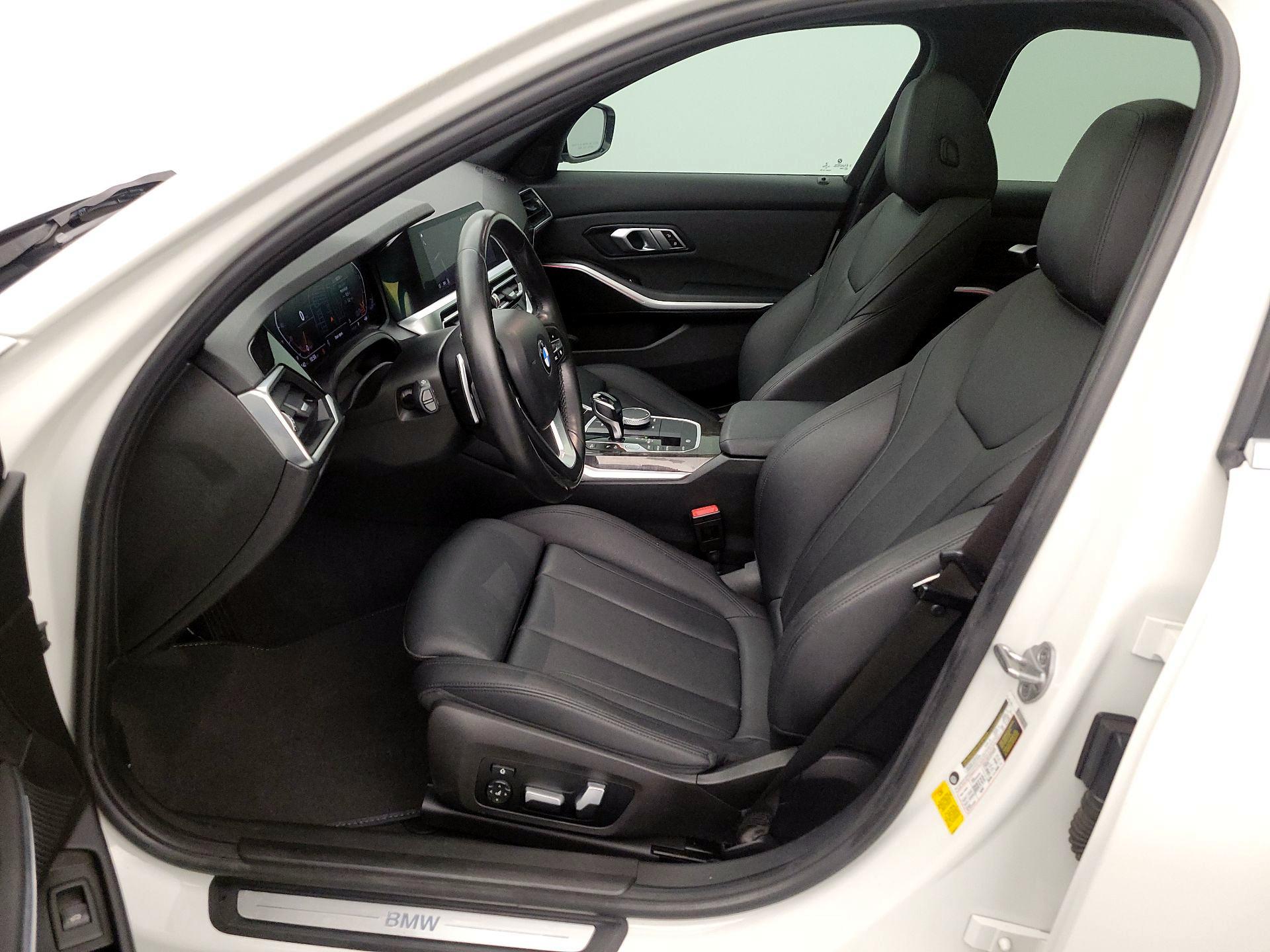 Thumbnail: 2021 BMW 3 Series - 11