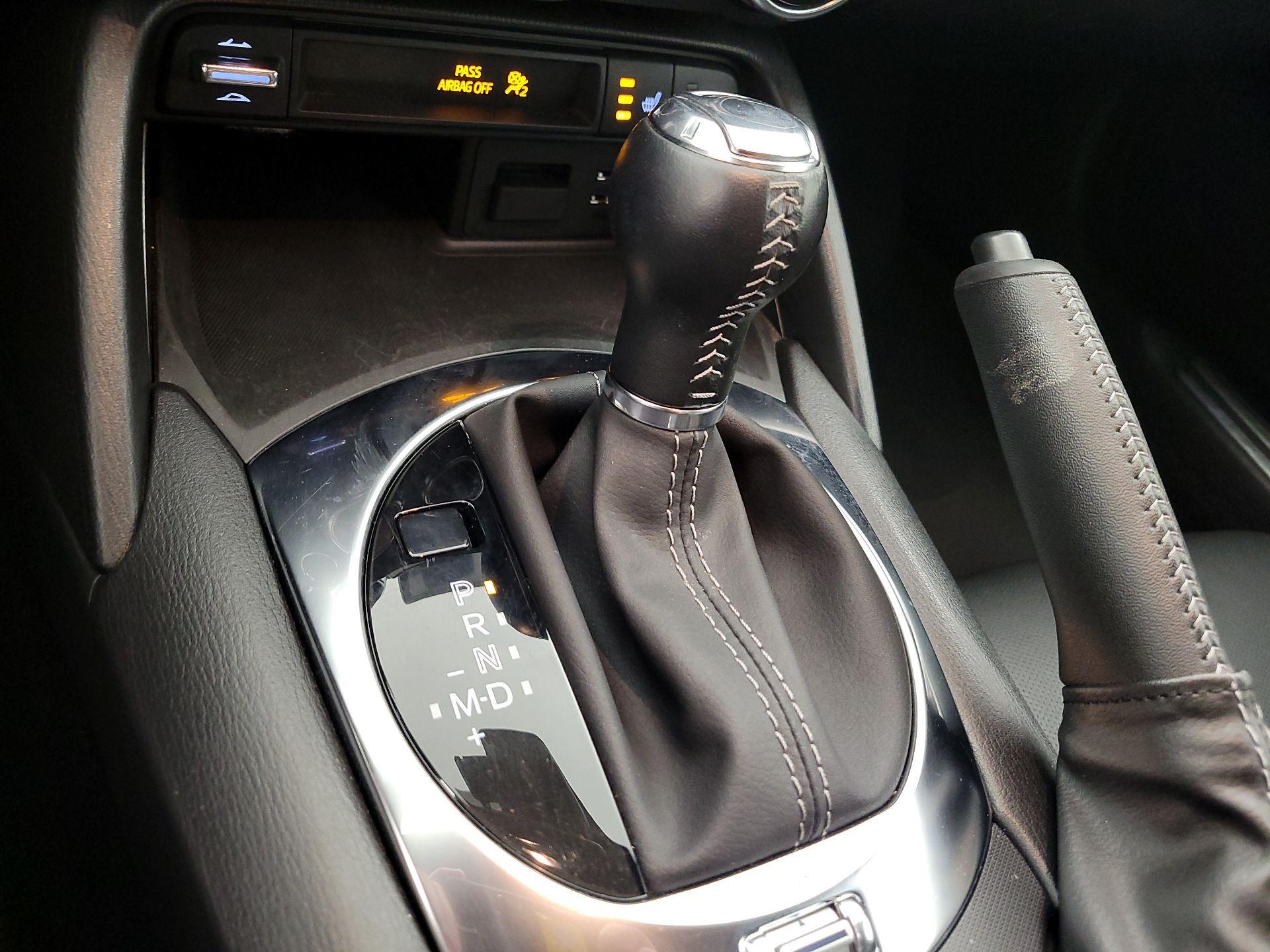 Thumbnail: 2020 Mazda MX-5 Miata - 18