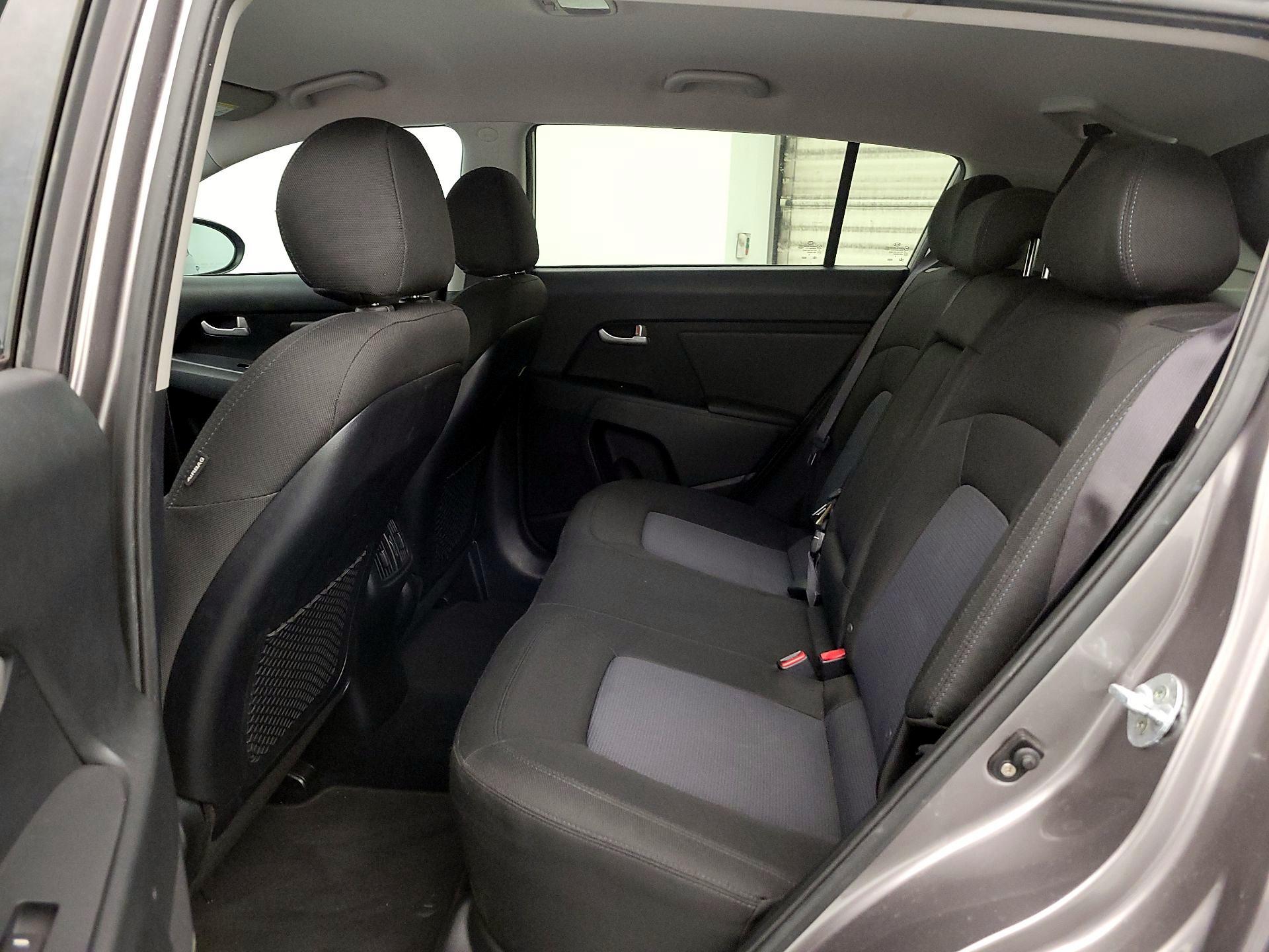 Thumbnail: 2014 Kia Sportage - 18