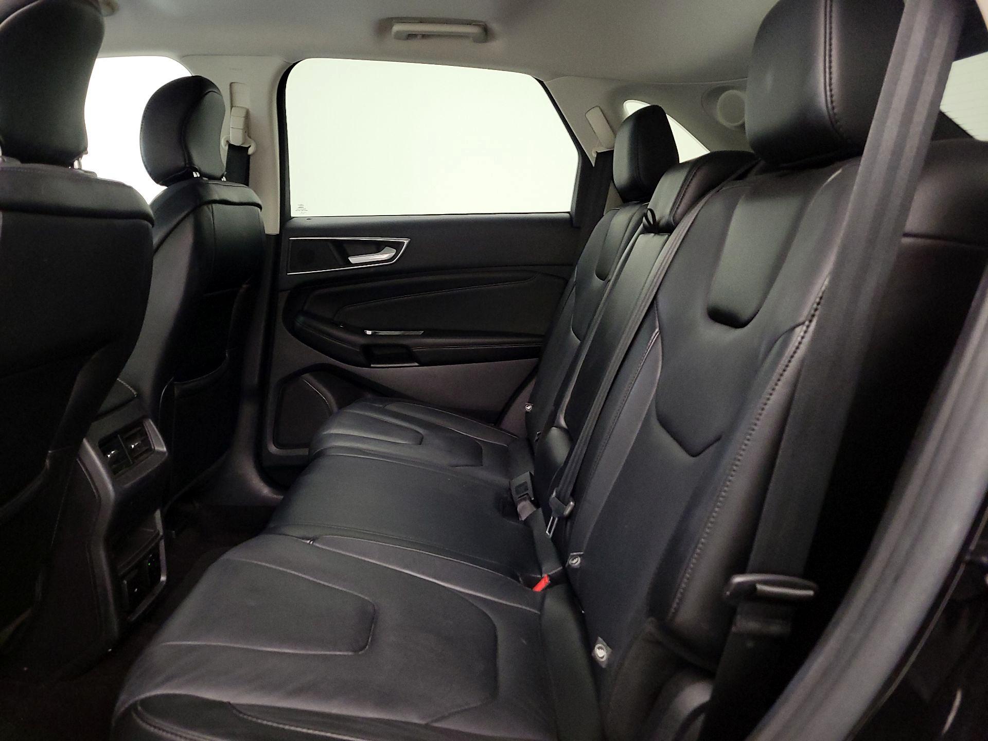 Thumbnail: 2016 Ford Edge - 20