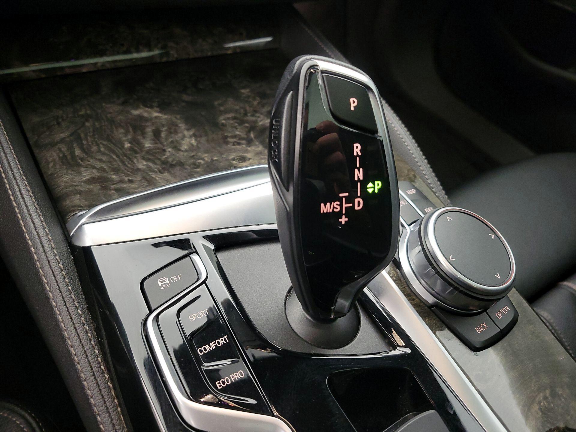 Thumbnail: 2019 BMW 5 Series - 18