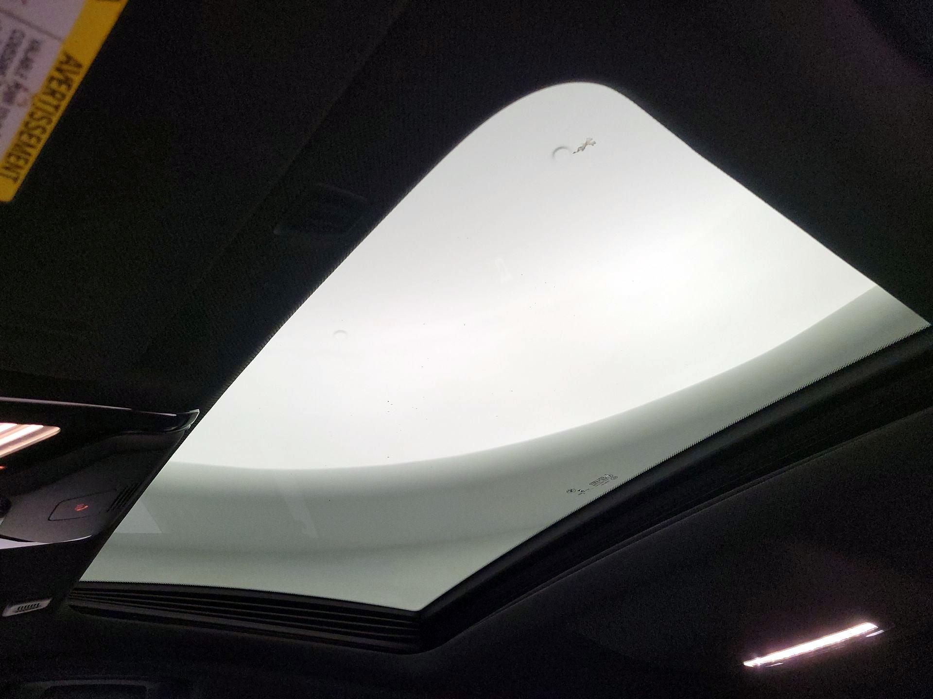 Thumbnail: 2019 BMW 5 Series - 19