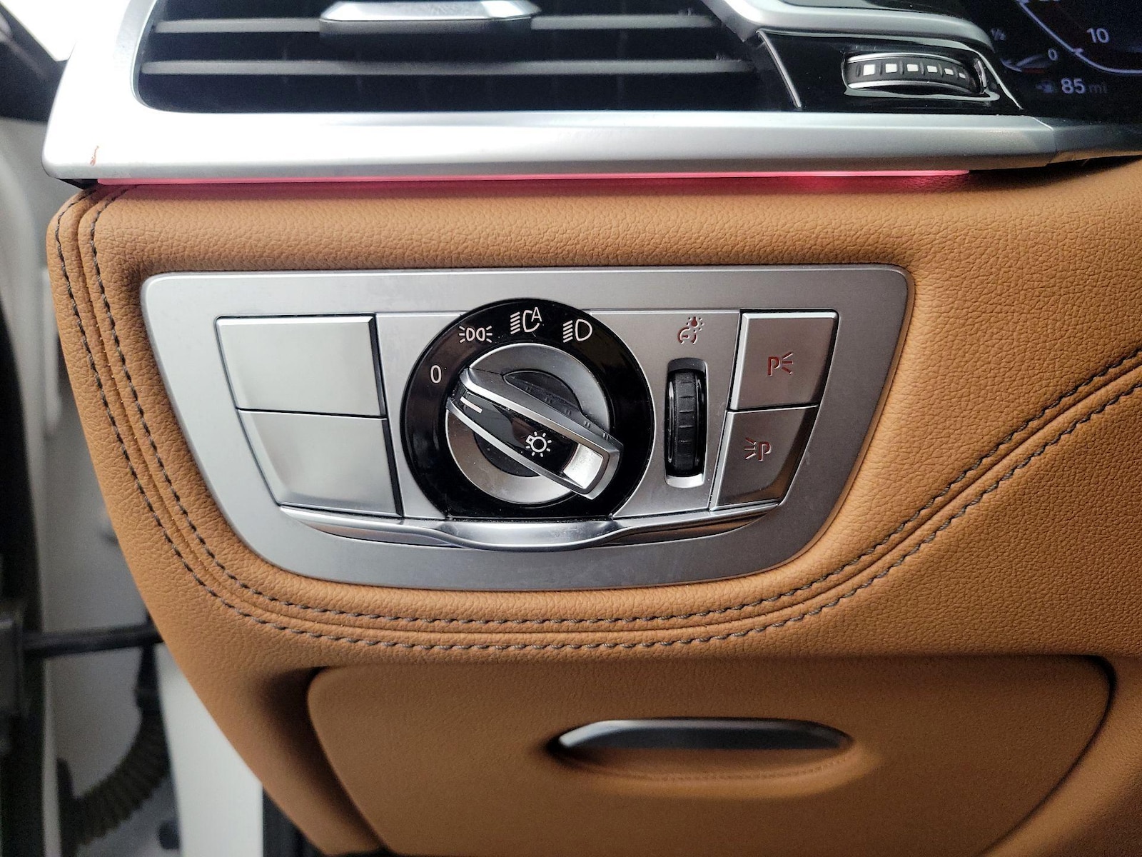 2021 BMW 7 Series 750i - Photo 14