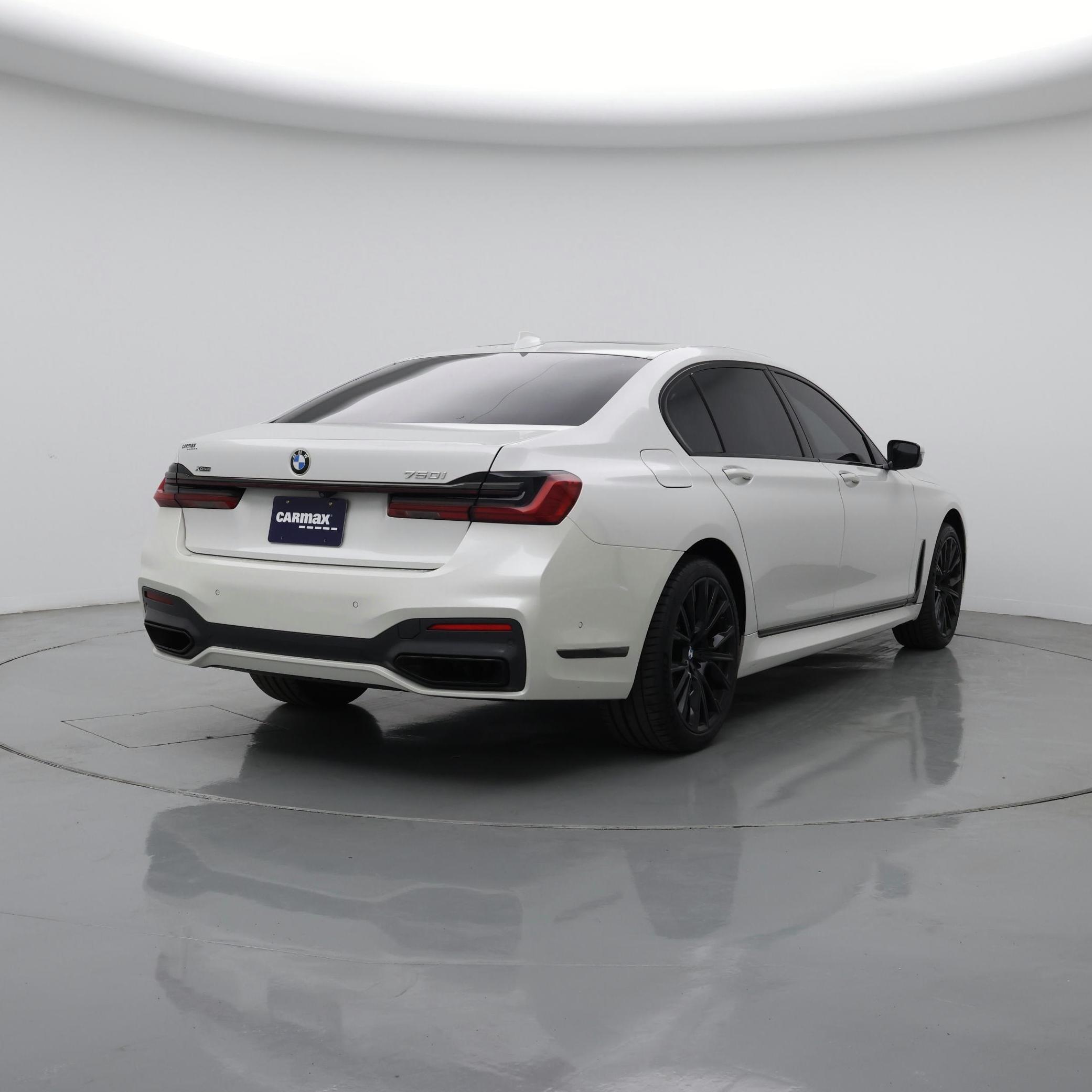 Thumbnail: 2021 BMW 7 Series - 8