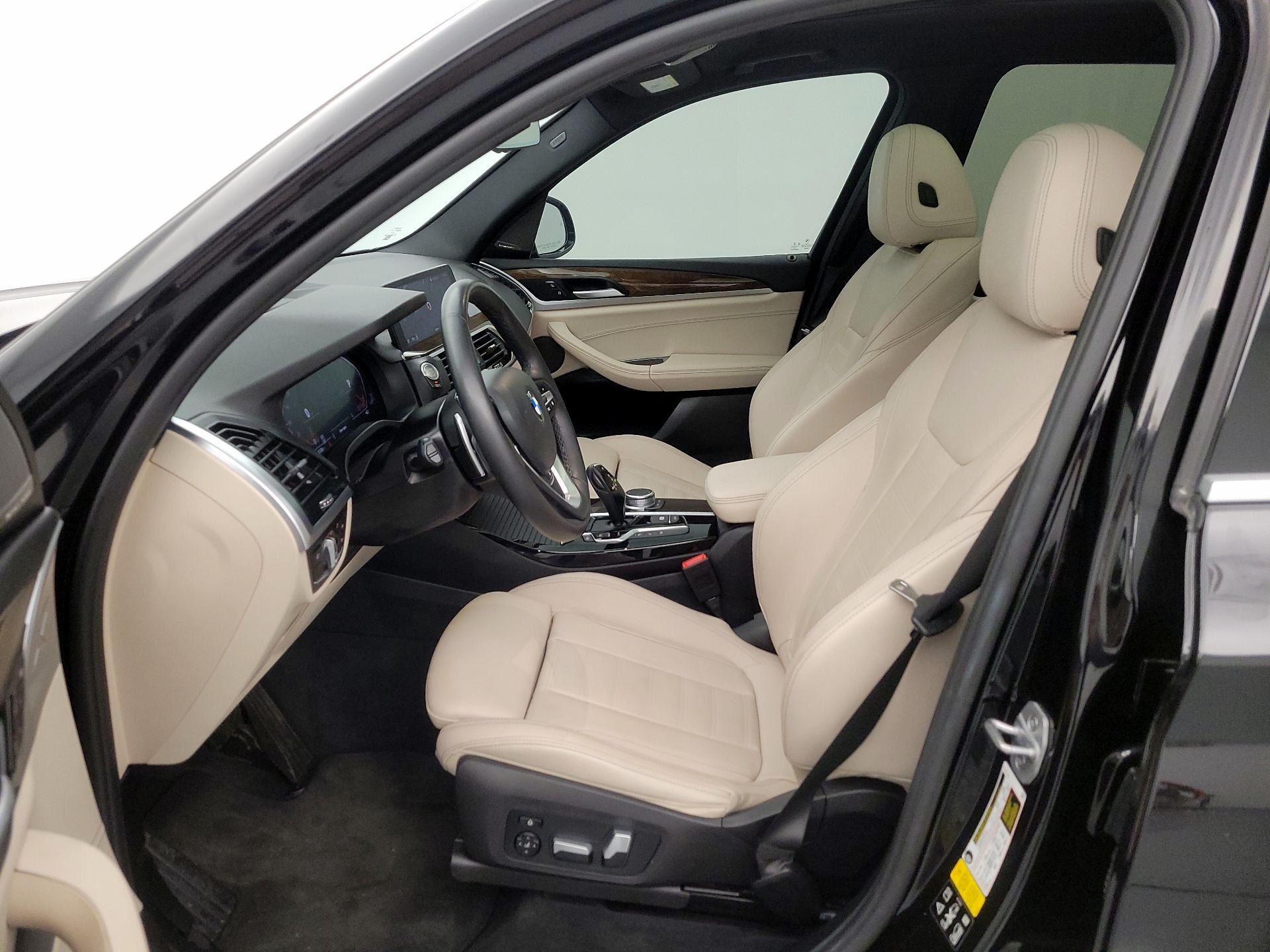 Thumbnail: 2021 BMW X3 - 11