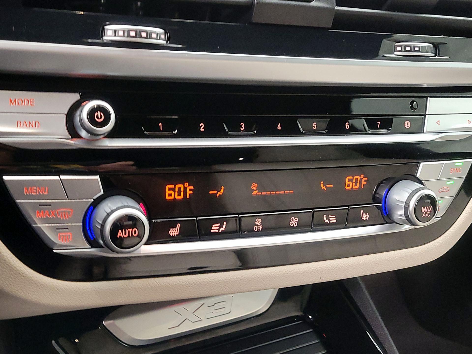 Thumbnail: 2021 BMW X3 - 17