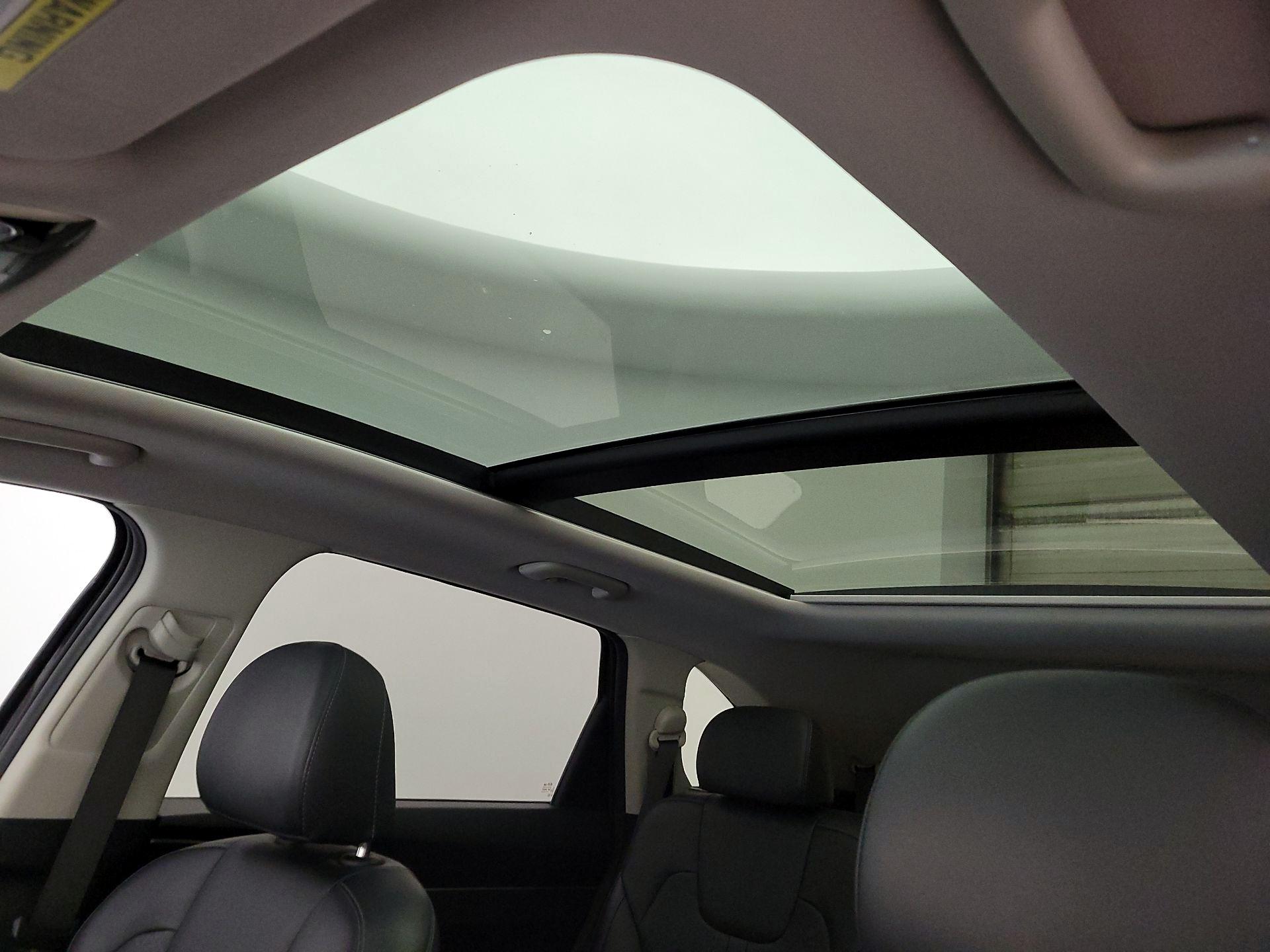 Thumbnail: 2021 Kia Sorento - 19