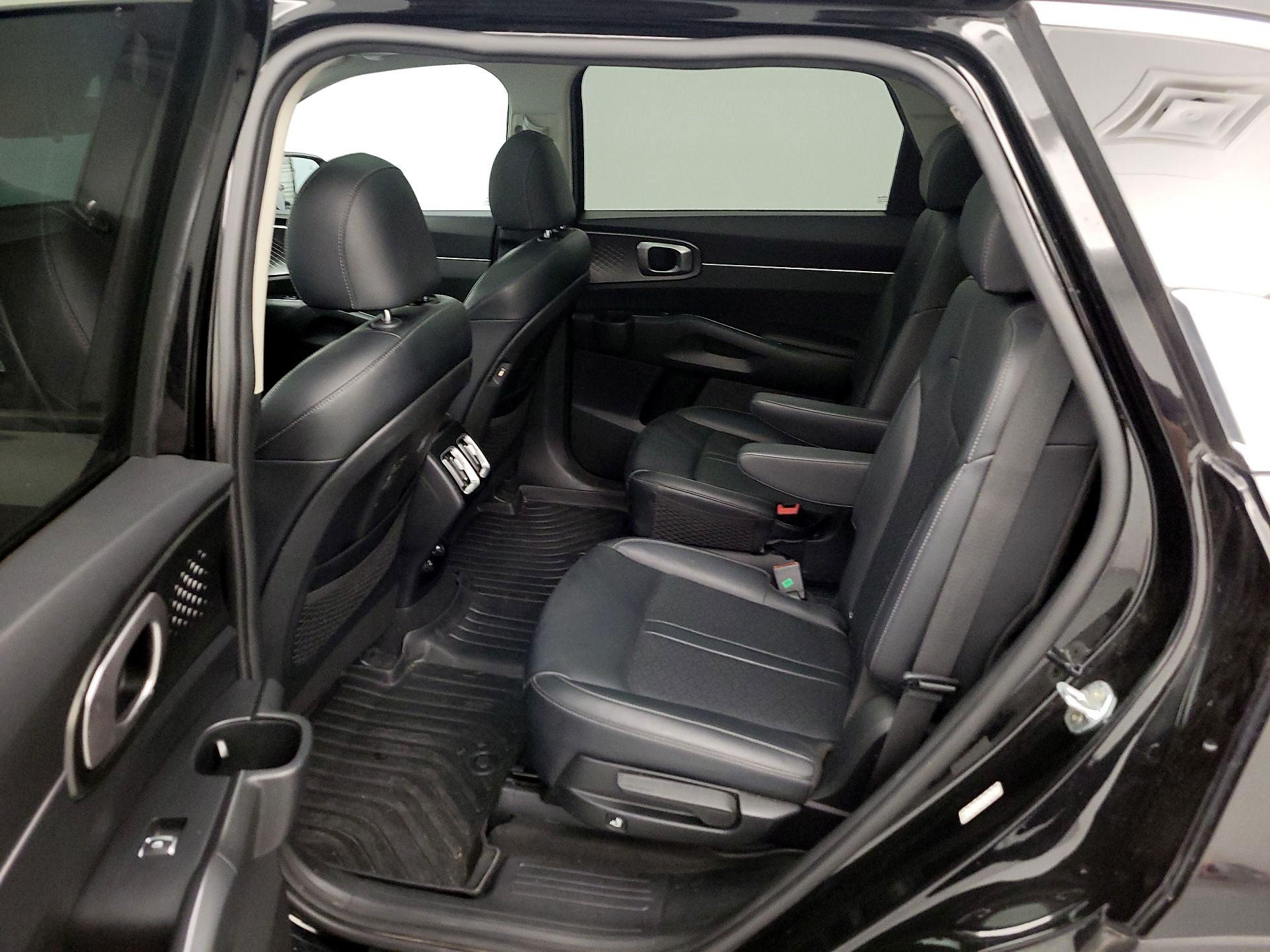 Thumbnail: 2021 Kia Sorento - 20