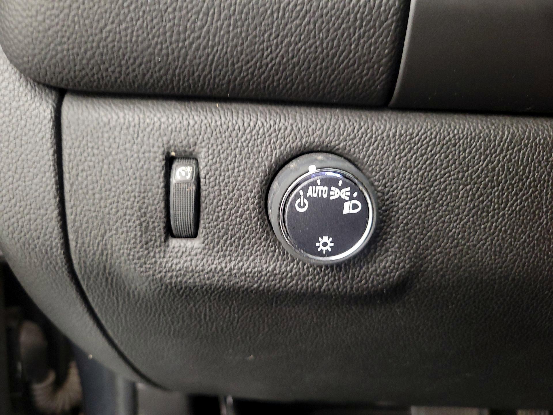 Thumbnail: 2017 Chevrolet Colorado - 13