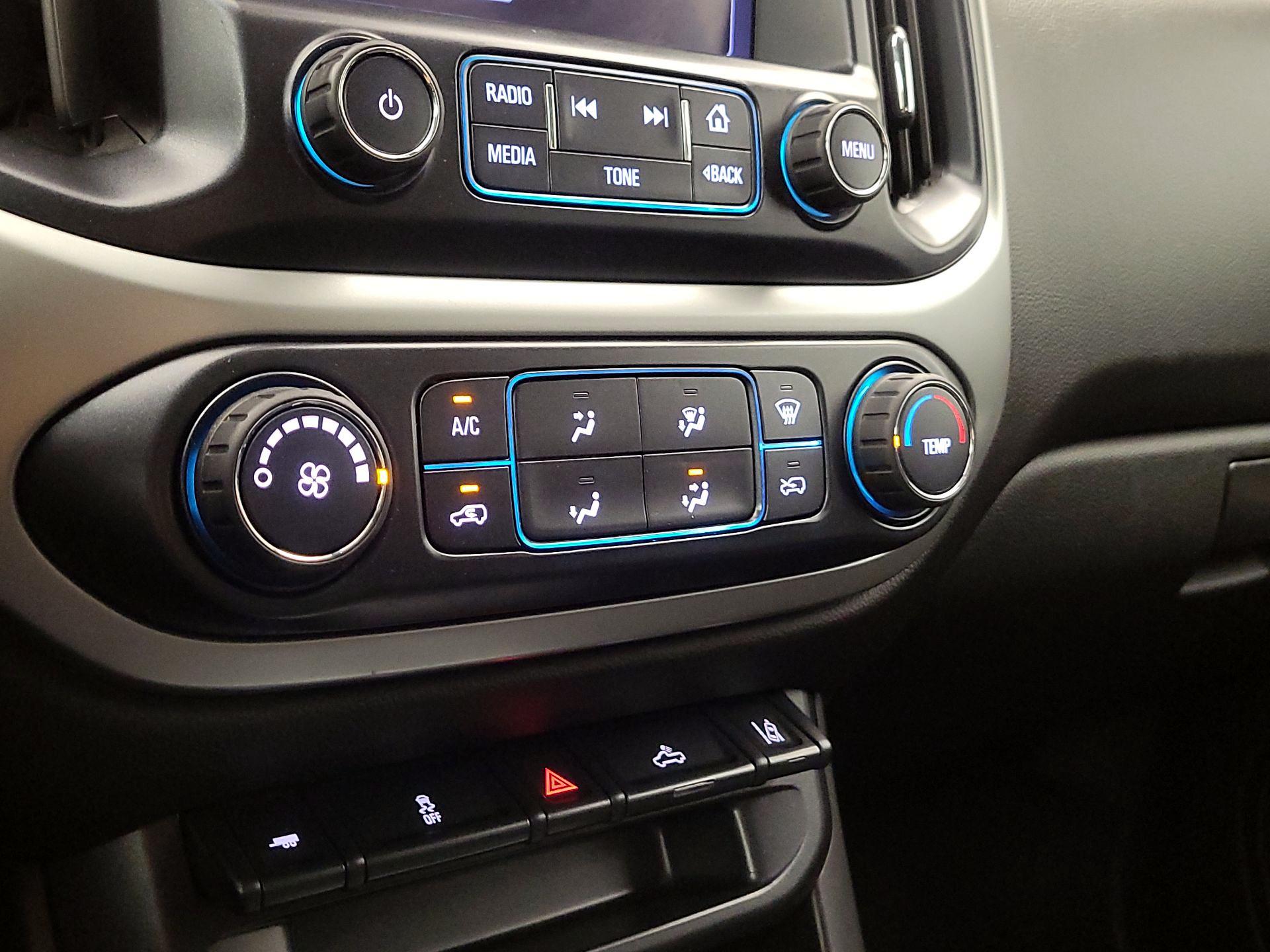 Thumbnail: 2017 Chevrolet Colorado - 16