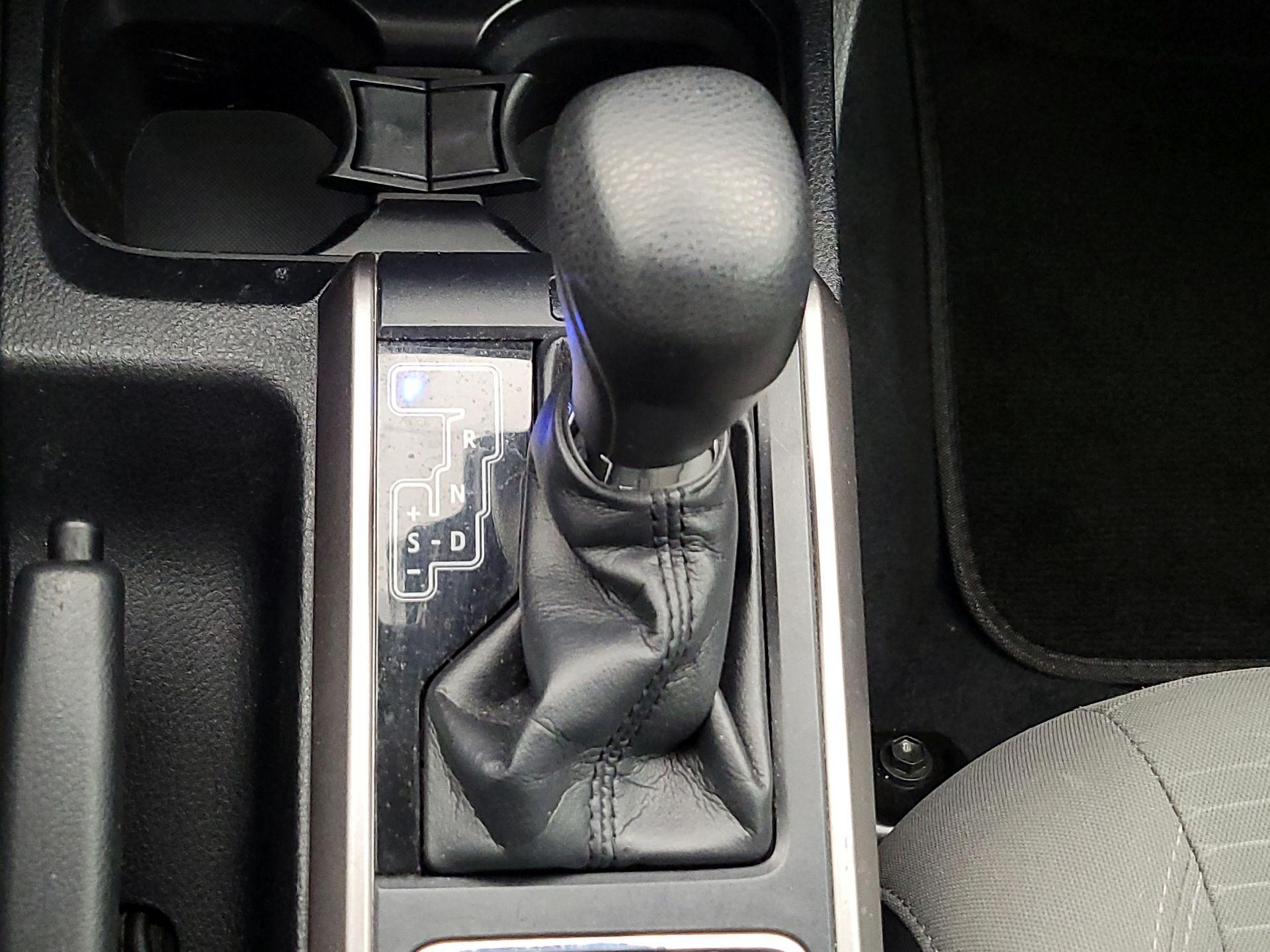 Thumbnail: 2019 Toyota Tacoma - 17