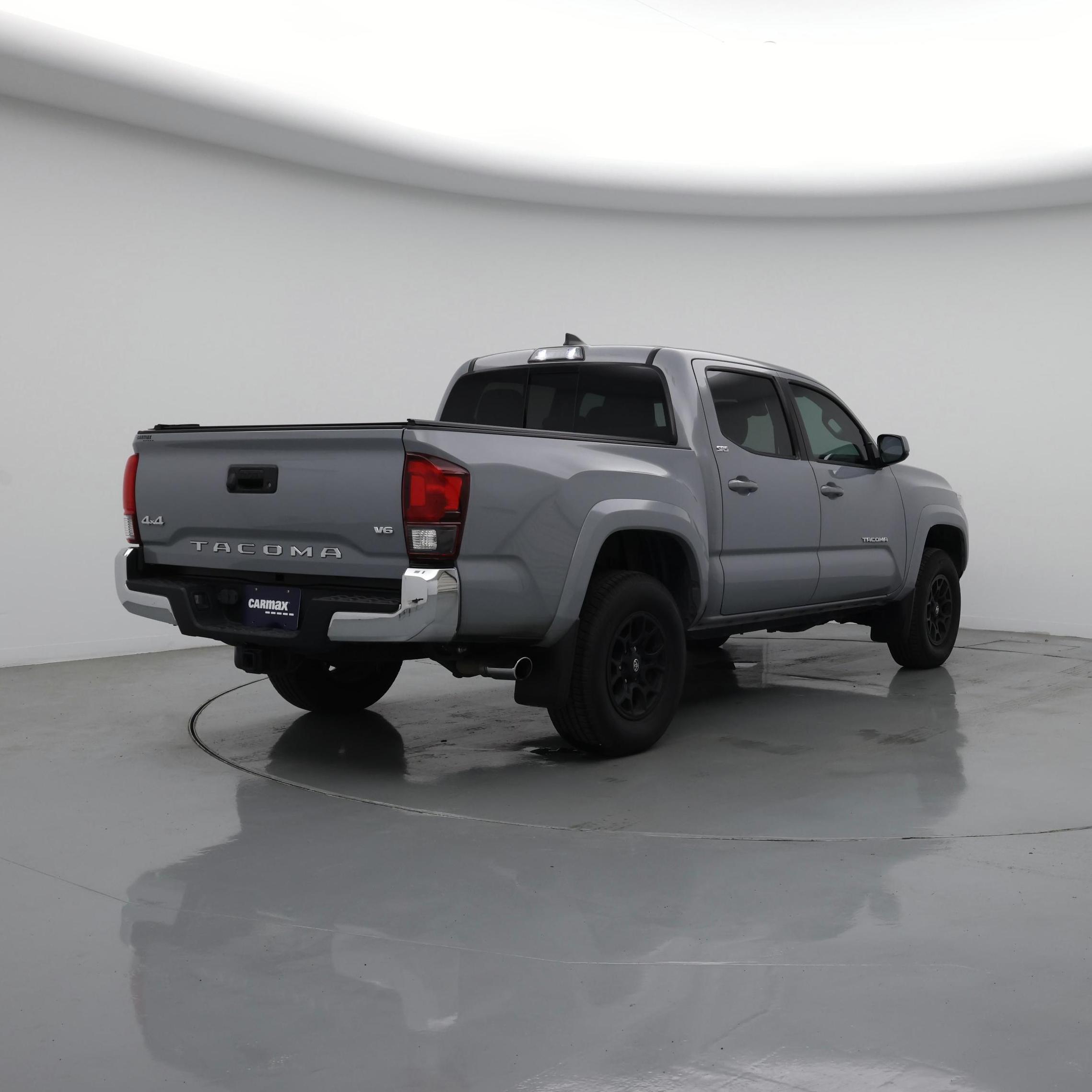 Thumbnail: 2019 Toyota Tacoma - 8