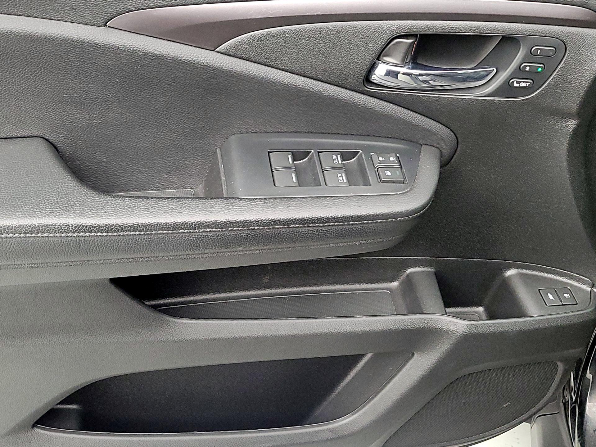 Thumbnail: 2021 Honda Passport - 12