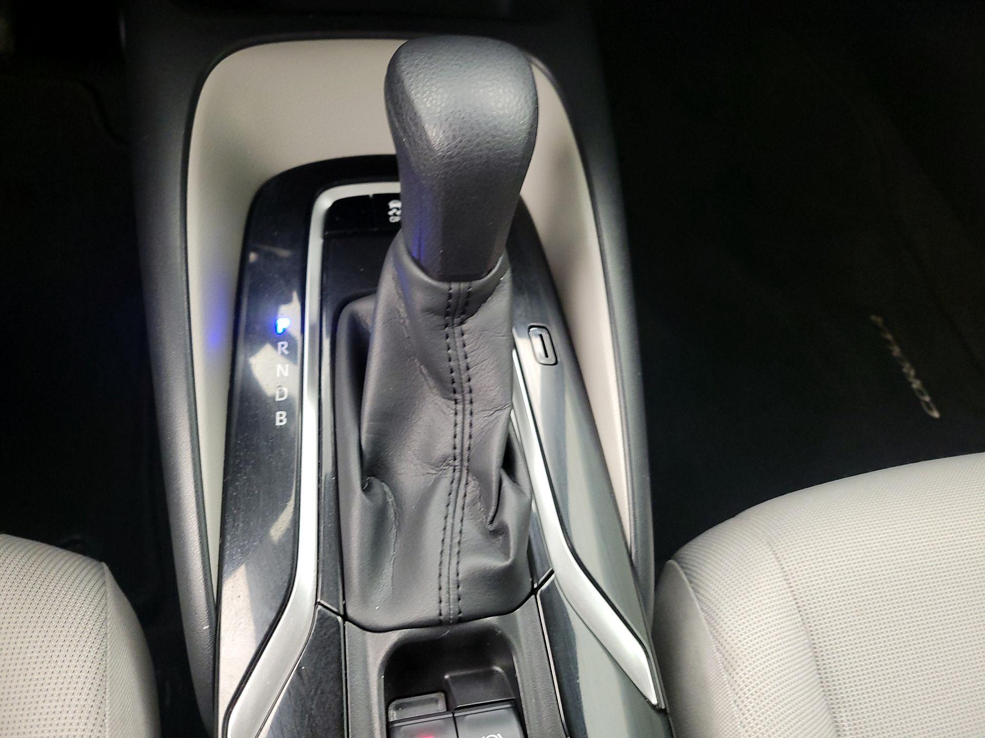 Thumbnail: 2022 Toyota Corolla - 17