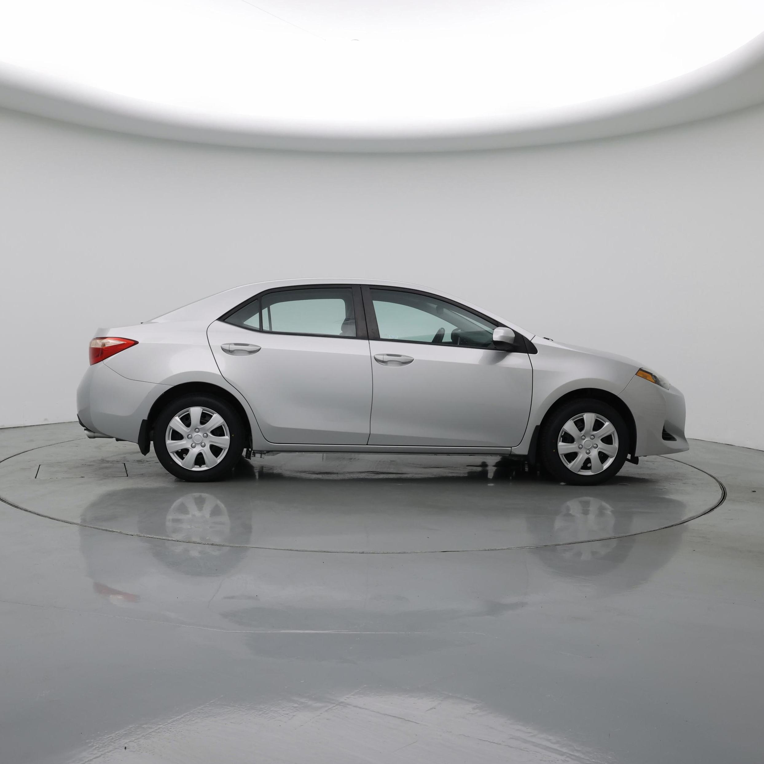 Thumbnail: 2018 Toyota Corolla - 7