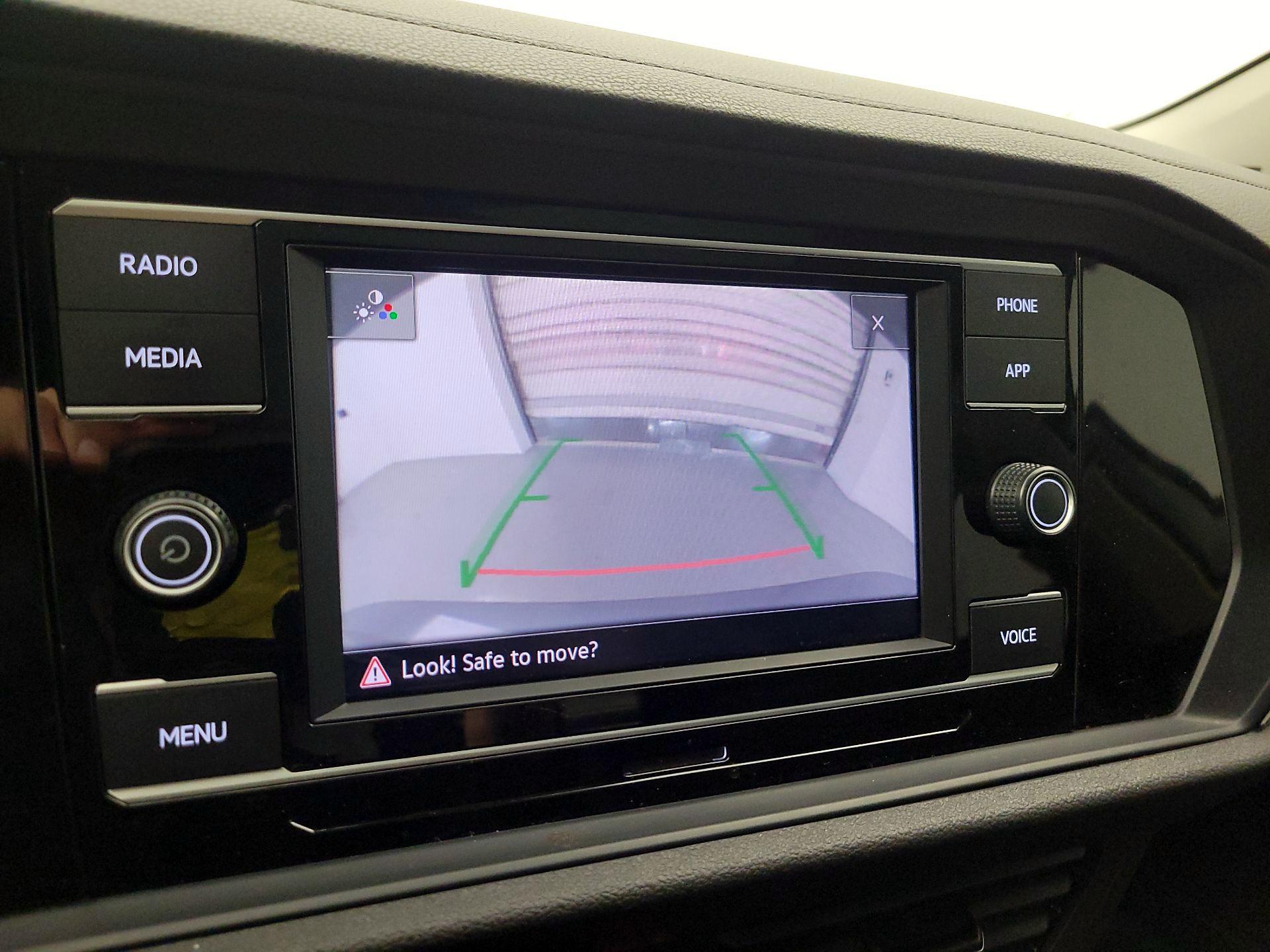 Thumbnail: 2022 Volkswagen Jetta - 14