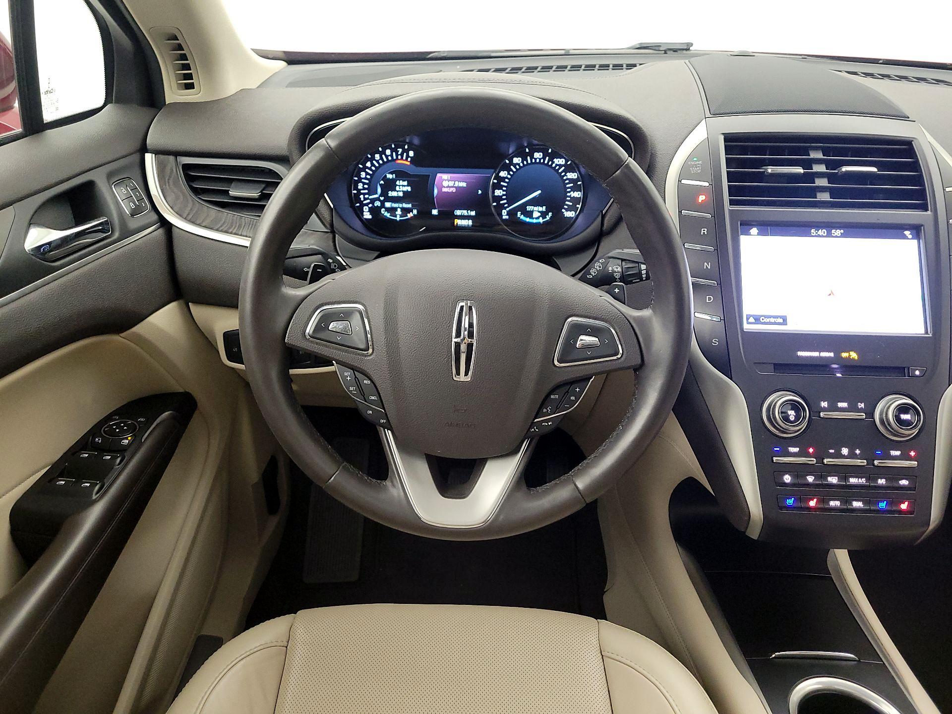 Thumbnail: 2019 Lincoln MKC - 10