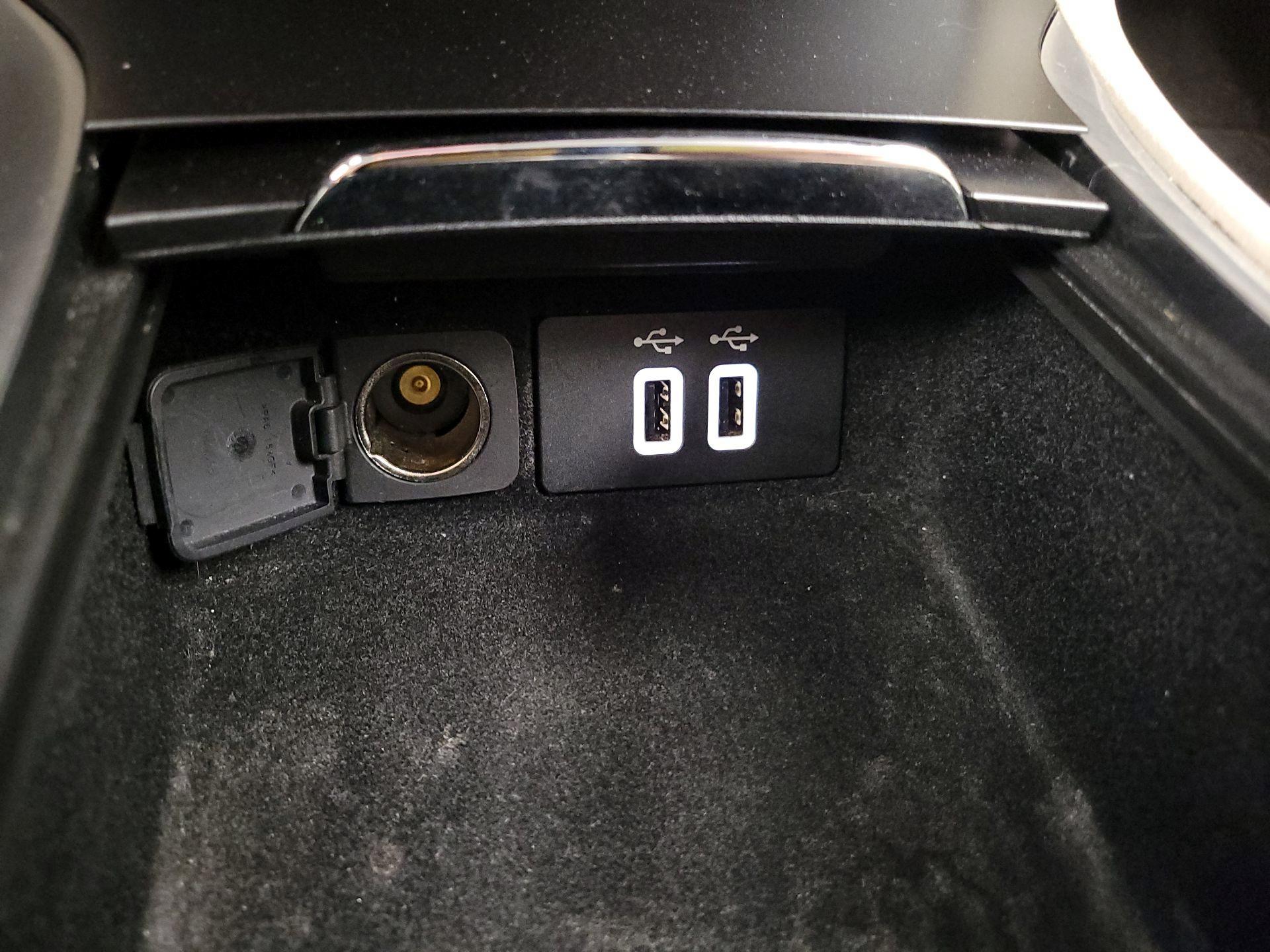 Thumbnail: 2019 Lincoln MKC - 19