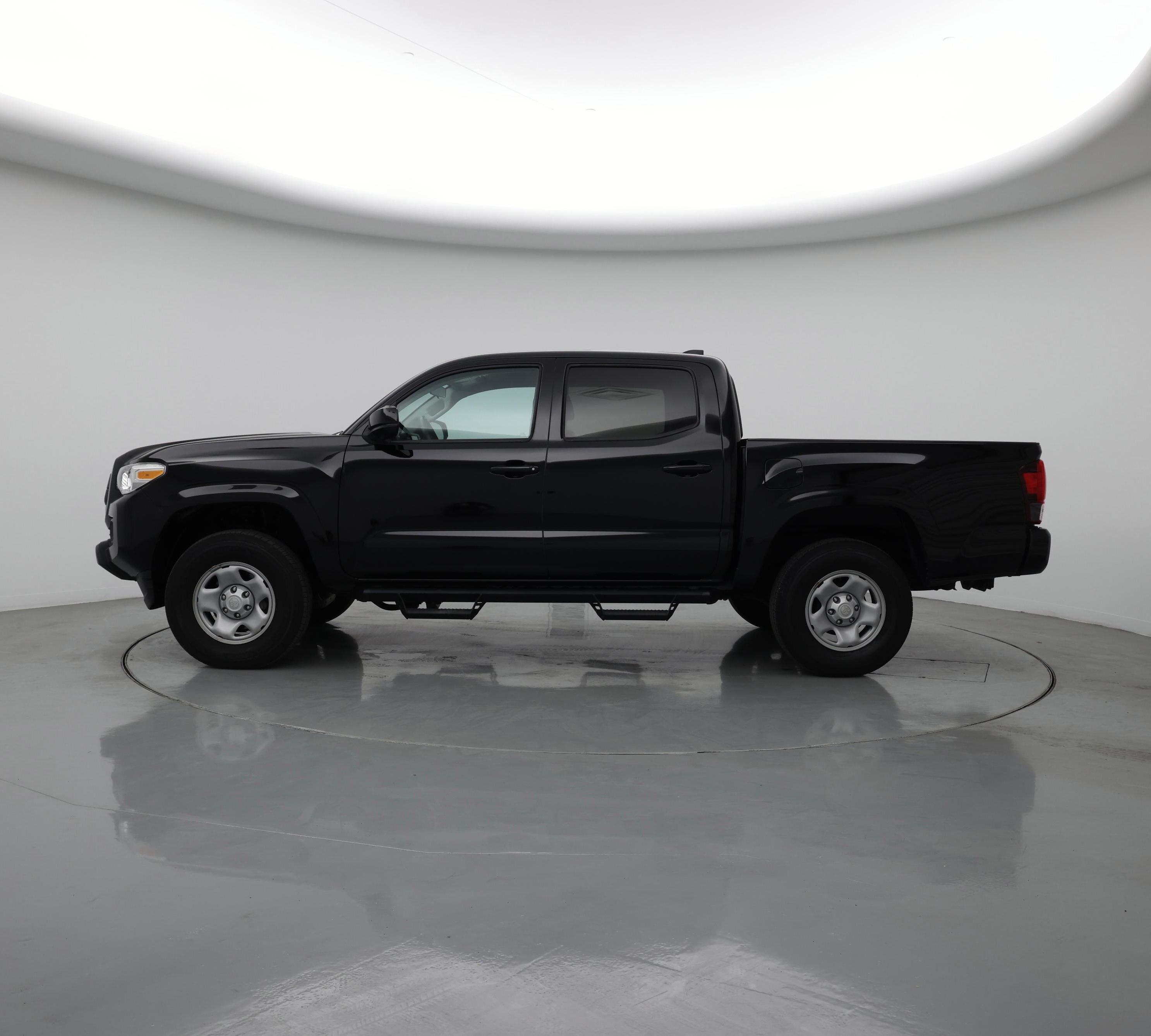 Thumbnail: 2023 Toyota Tacoma - 3