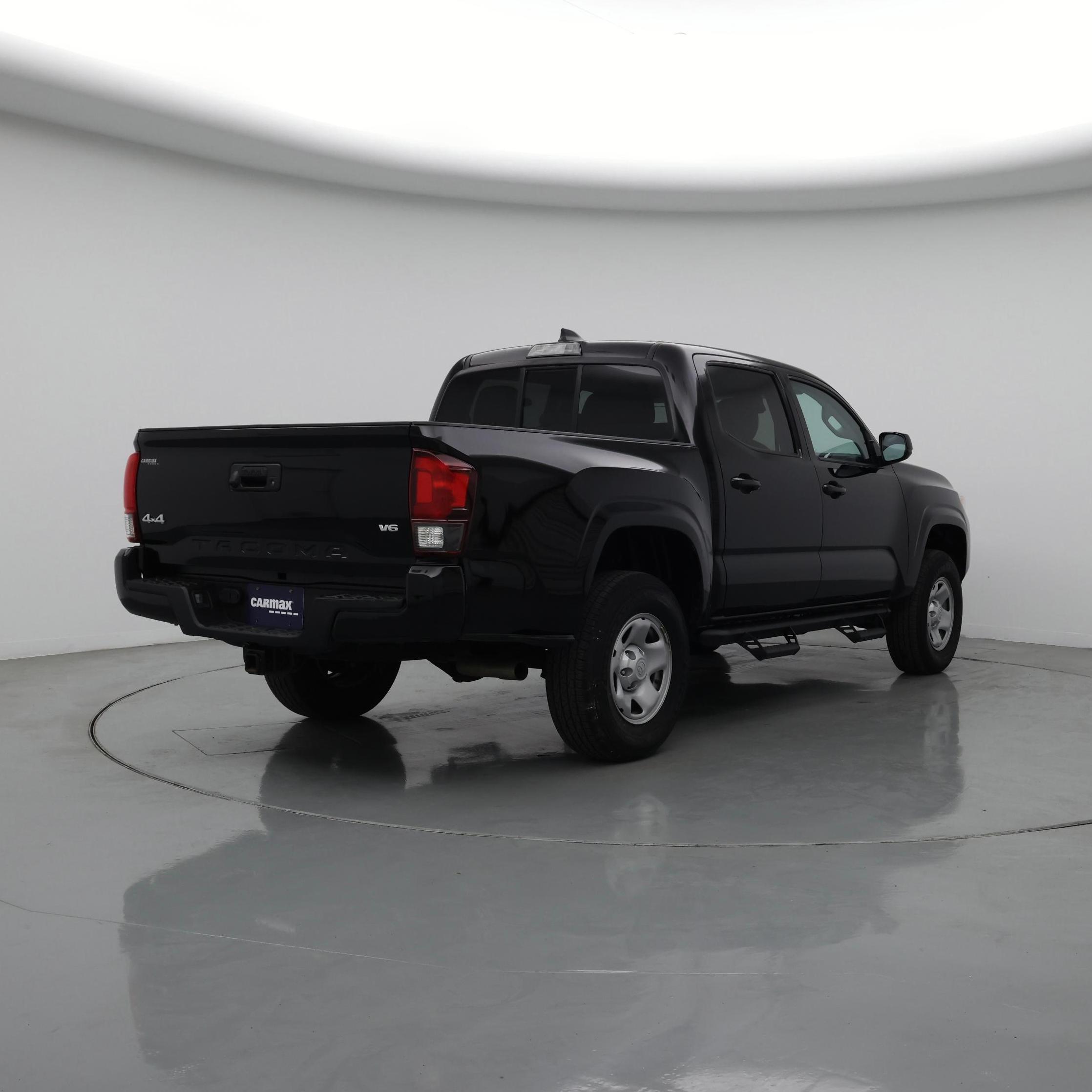 Thumbnail: 2023 Toyota Tacoma - 8
