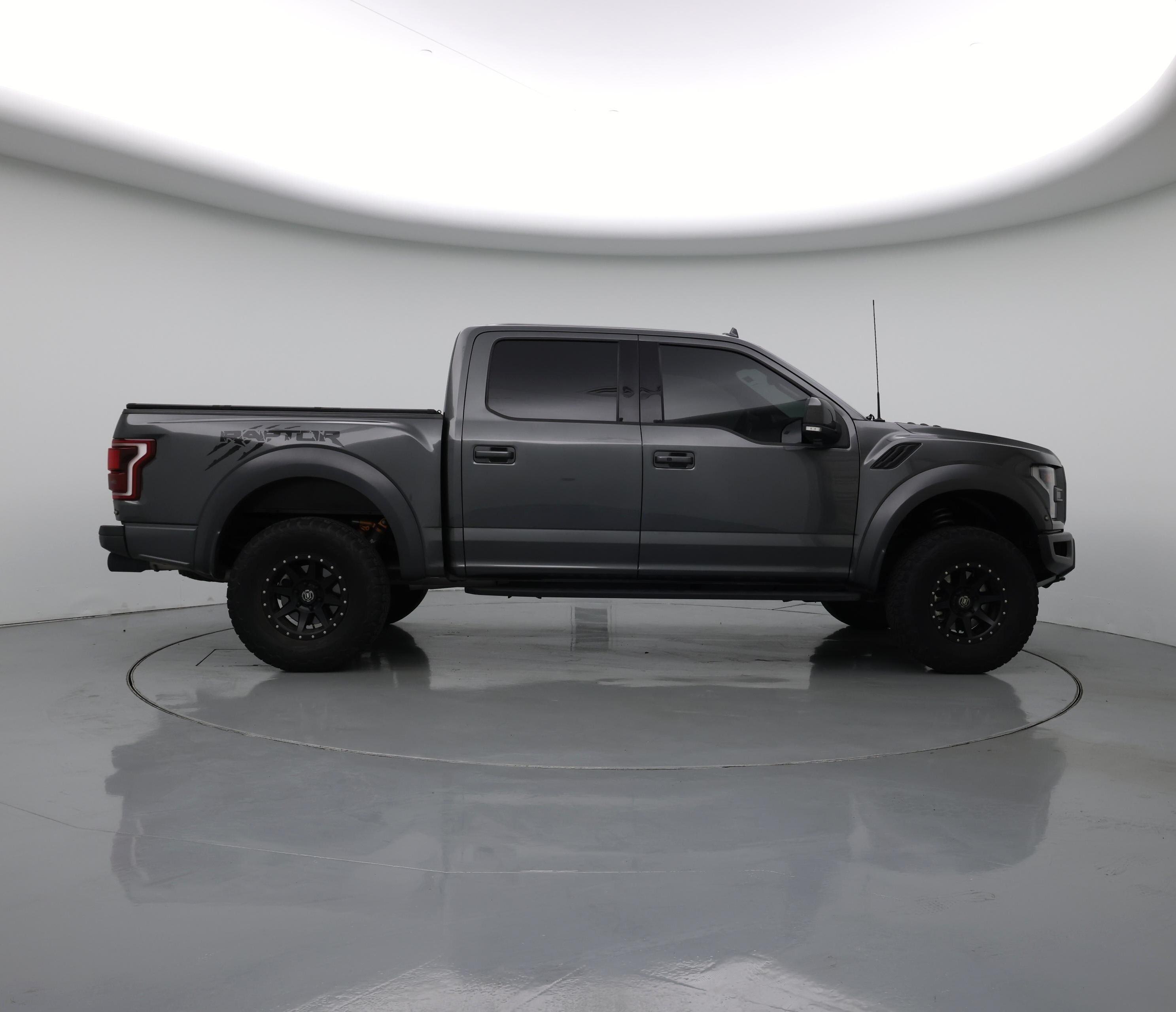 Thumbnail: 2019 Ford F-150 - 7
