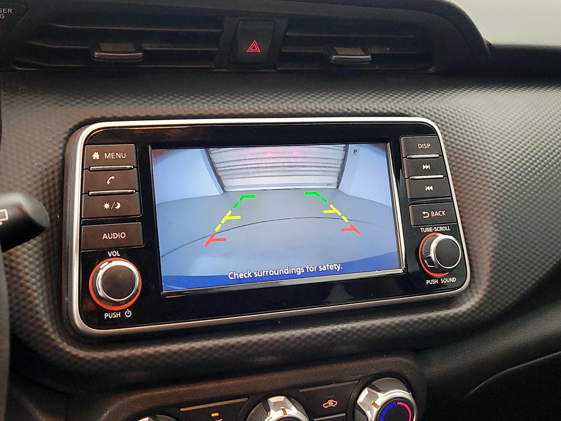 Thumbnail: 2021 Nissan Kicks - 14