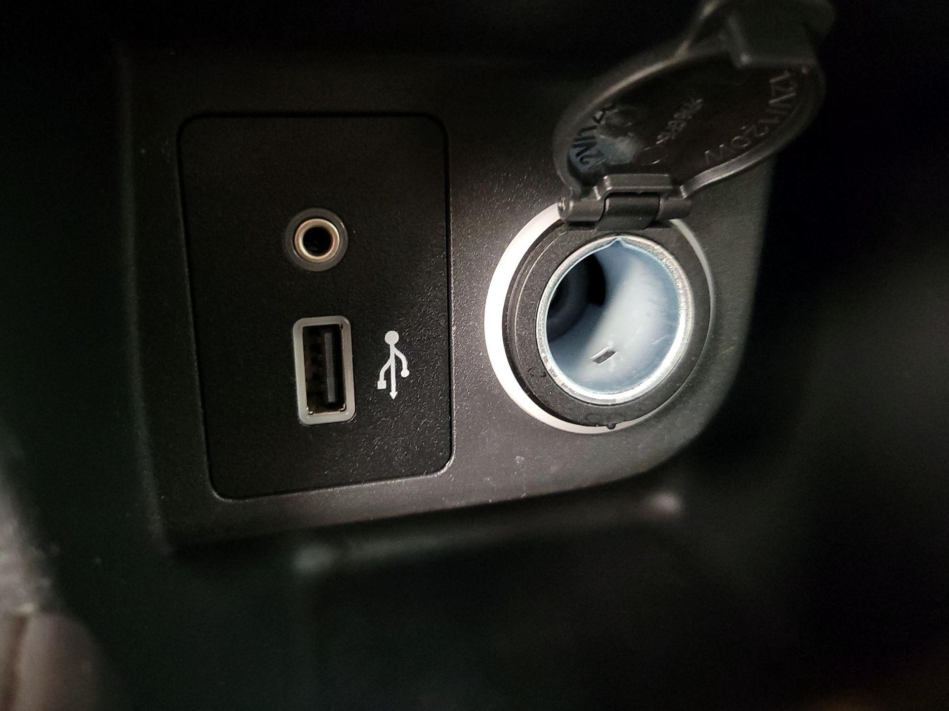 Thumbnail: 2021 Nissan Kicks - 18