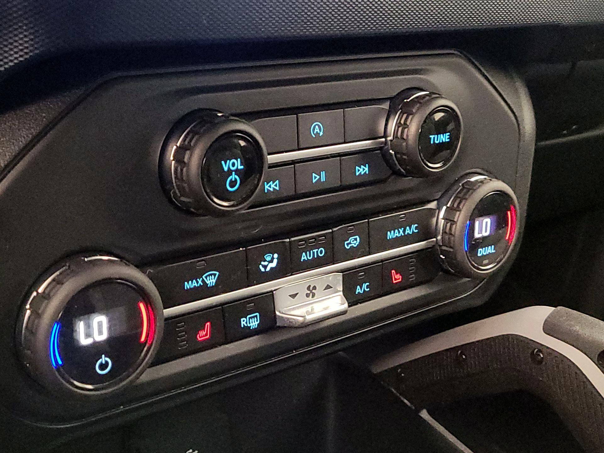 Thumbnail: 2023 Ford Bronco - 17