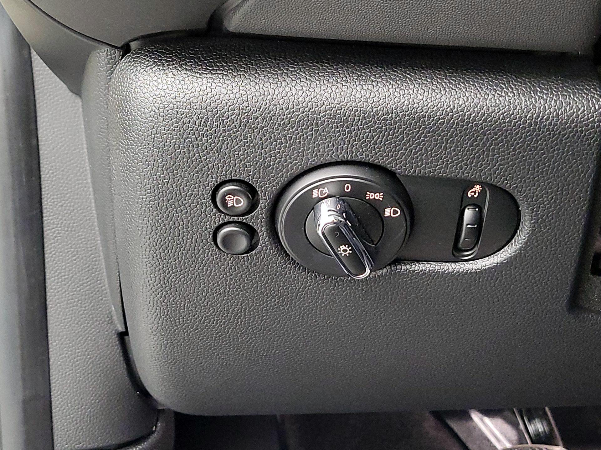 Thumbnail: 2023 MINI Cooper Hardtop - 13