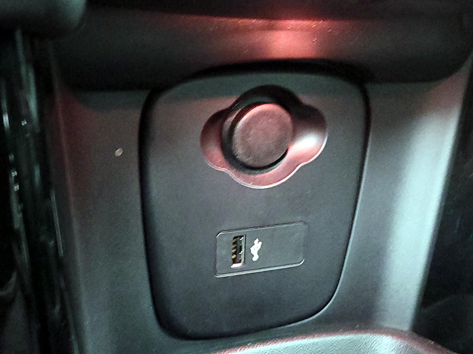 Thumbnail: 2023 MINI Cooper Hardtop - 19