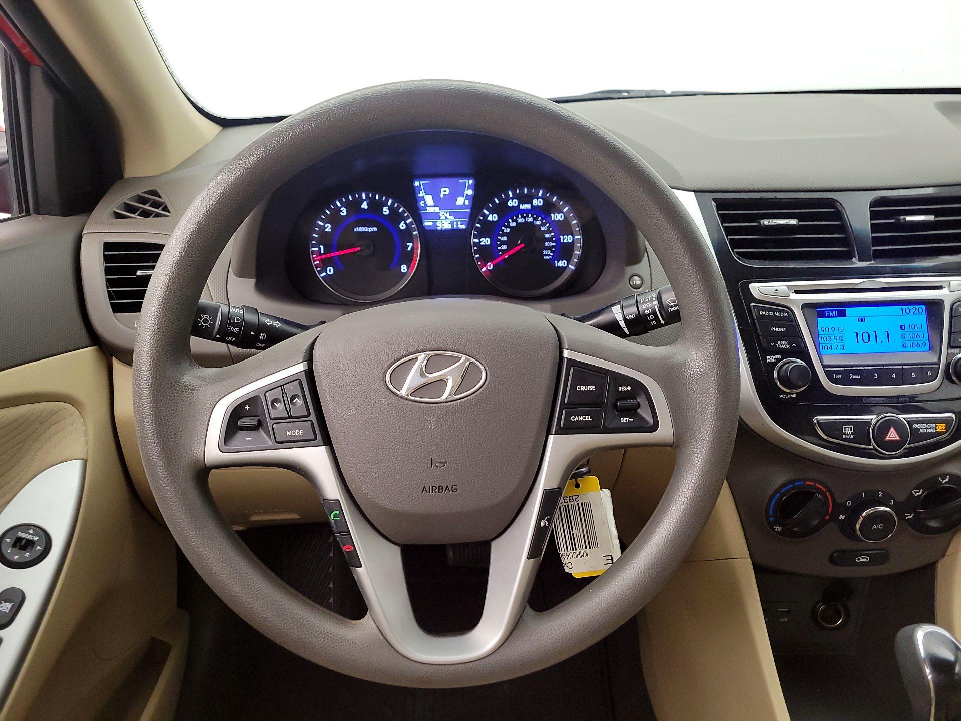 Thumbnail: 2014 Hyundai Accent - 10