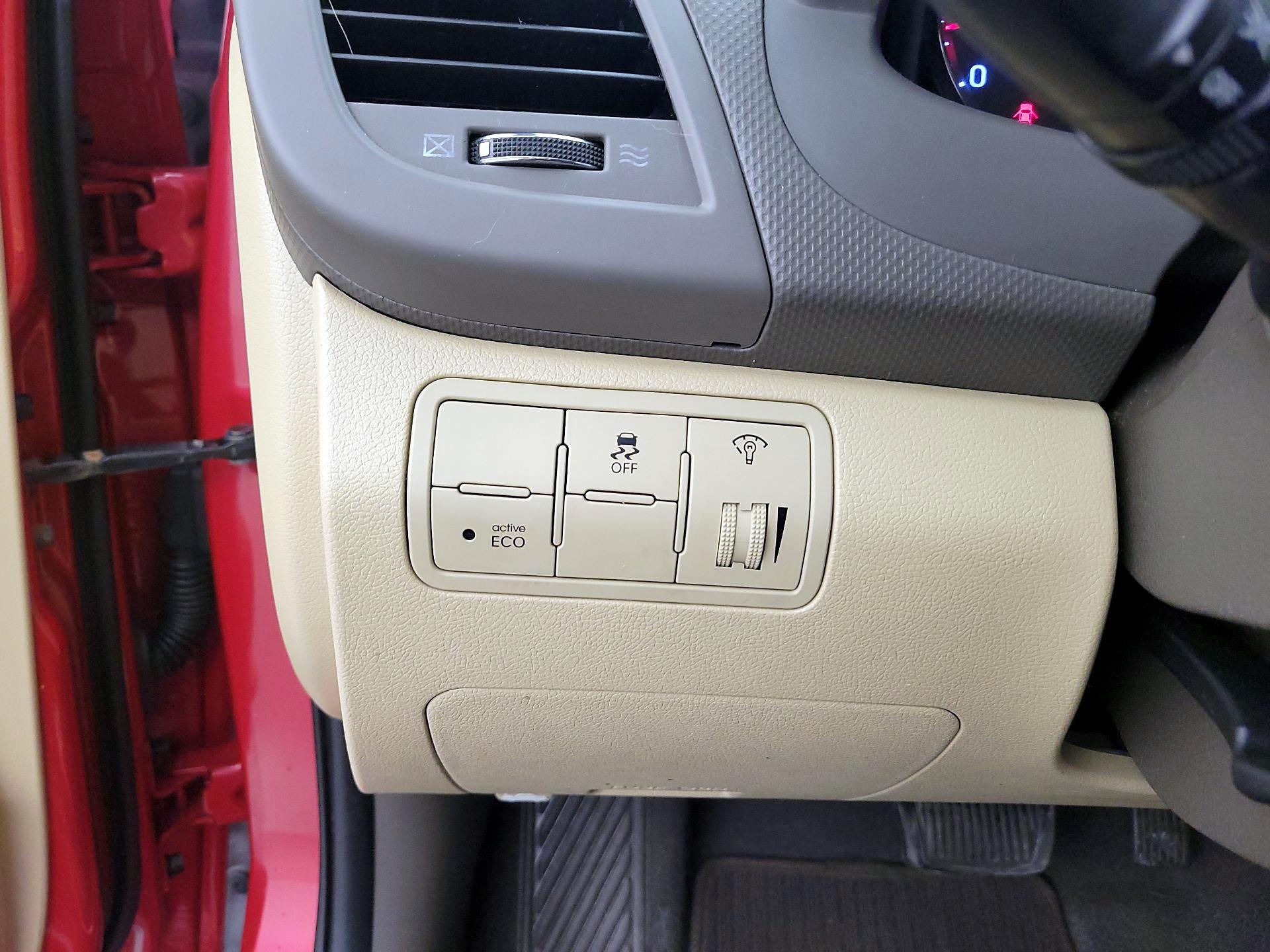 Thumbnail: 2014 Hyundai Accent - 13